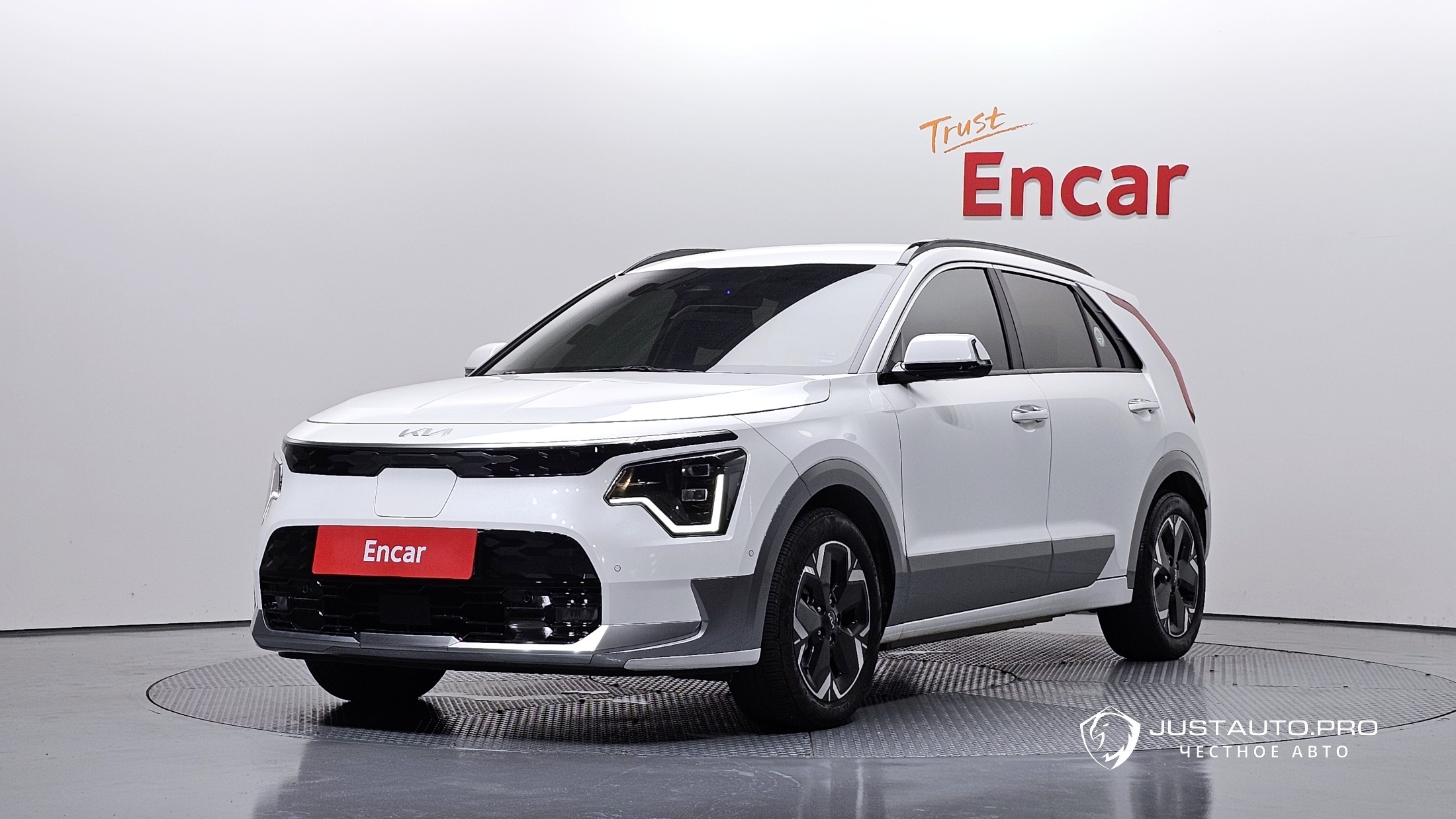 Автомобиль Kia Niro