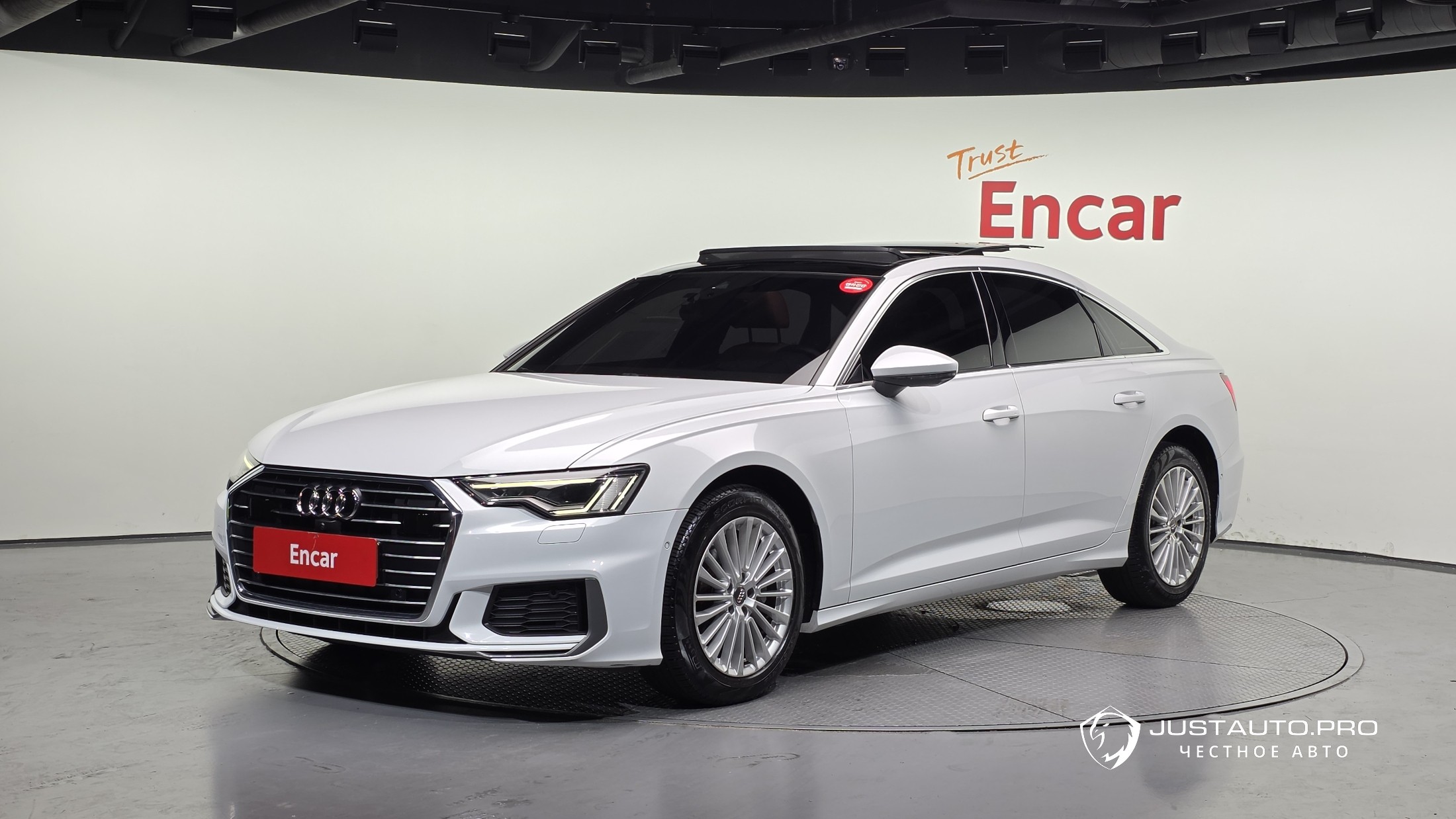 Автомобиль Audi A6