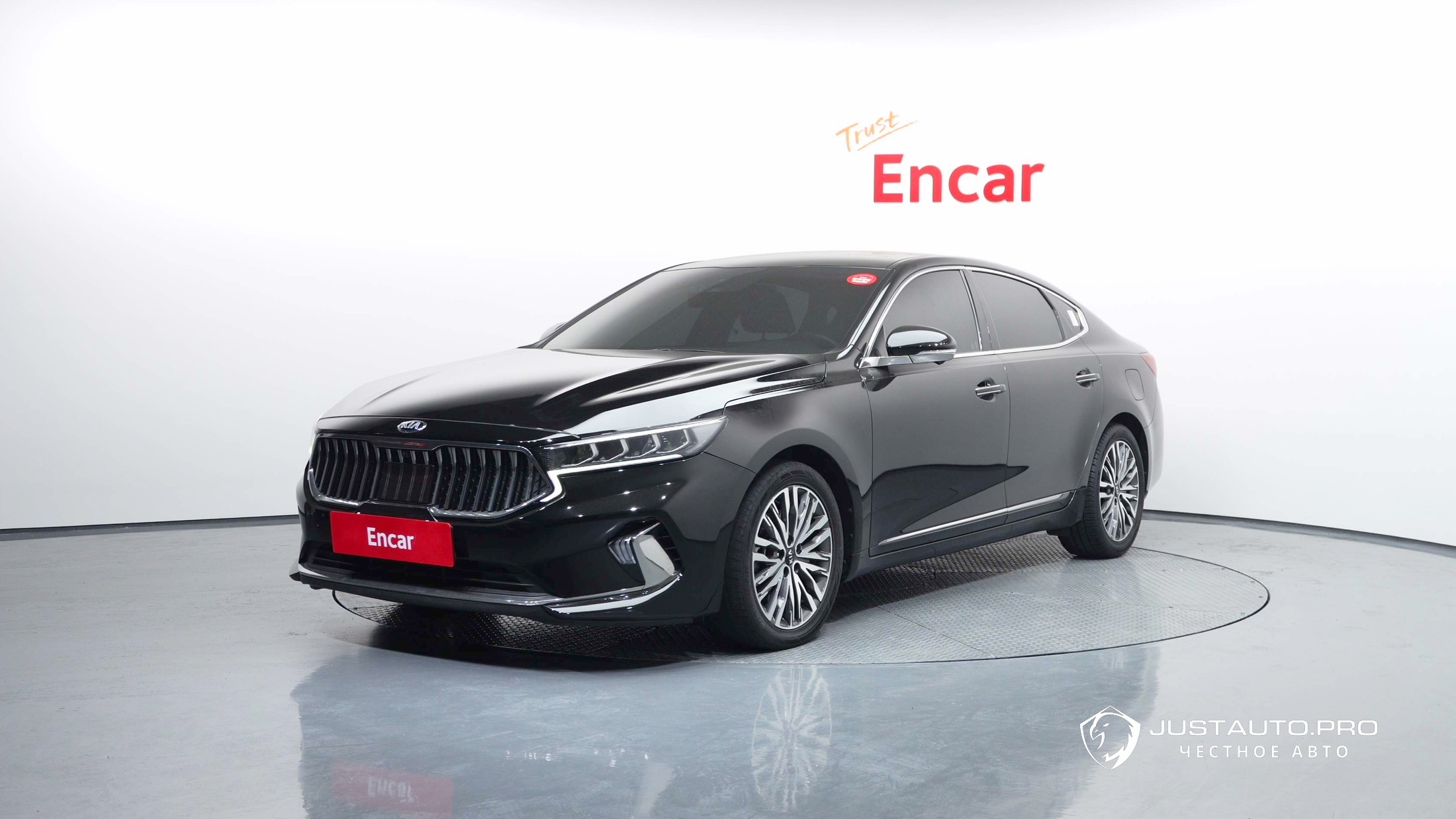 Автомобиль Kia K7
