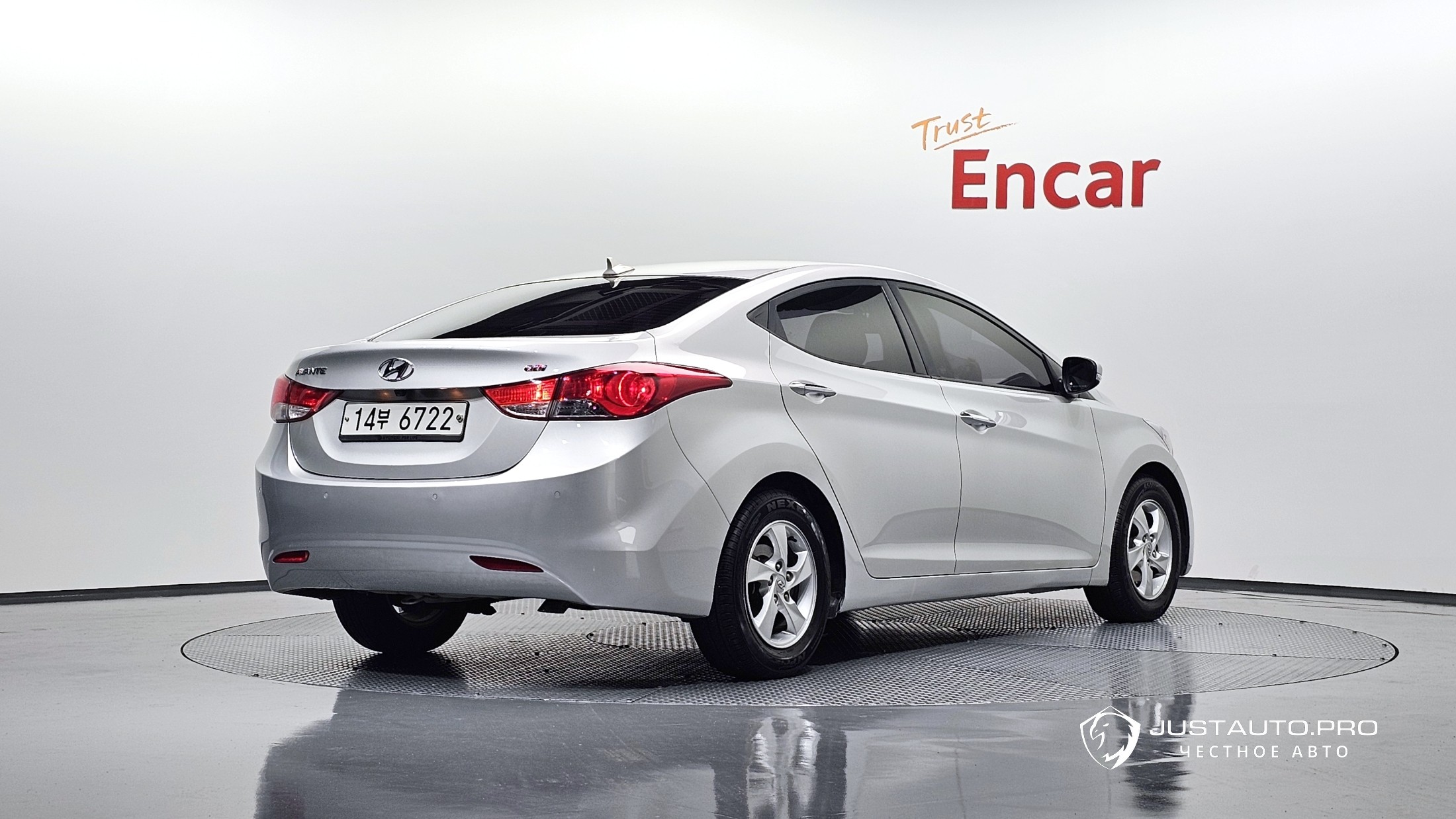 Автомобиль Hyundai AVANTE