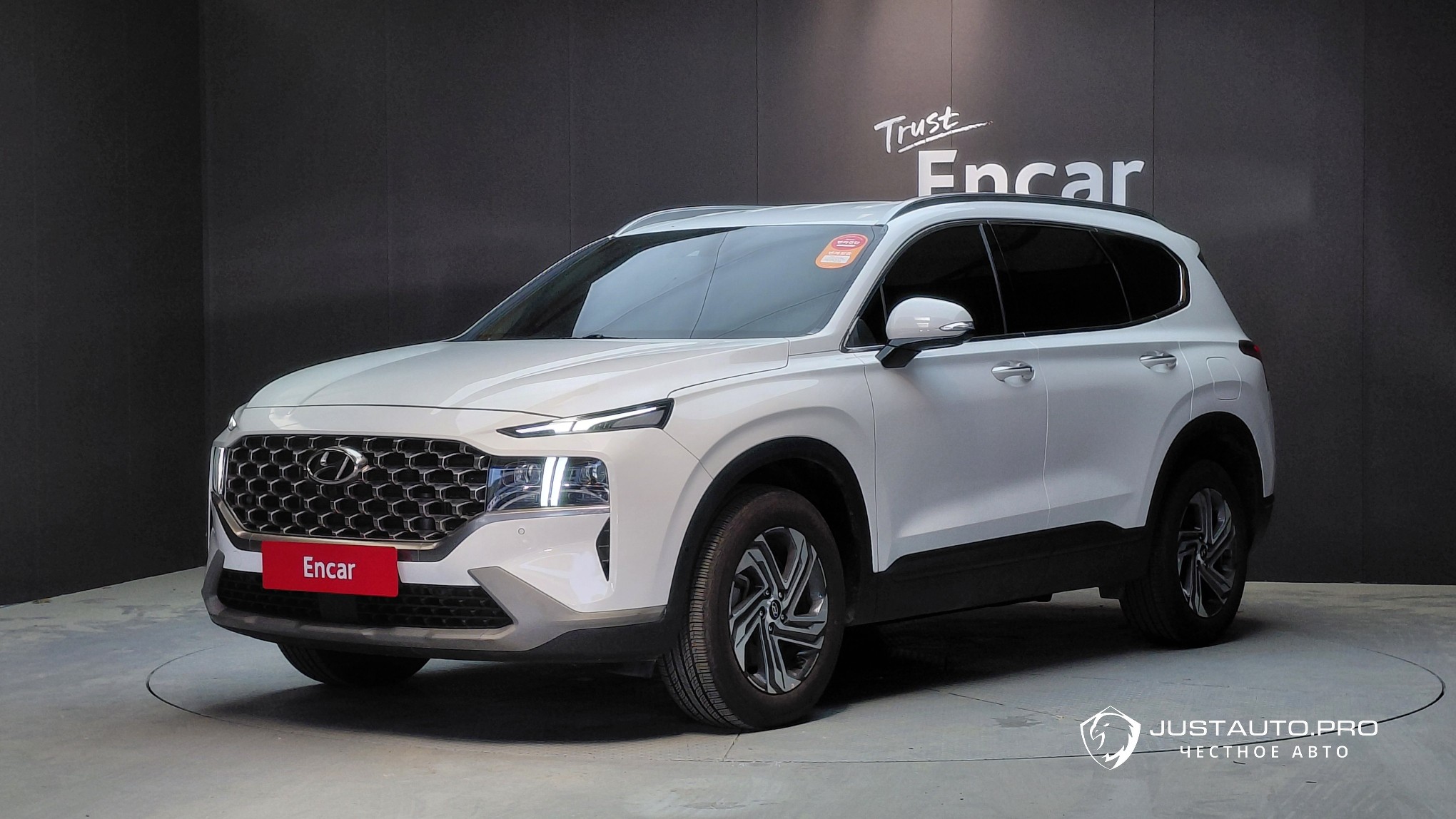 Автомобиль Hyundai Santafe
