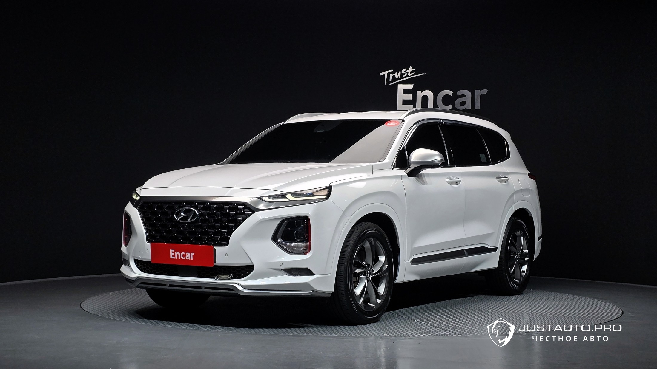 Автомобиль Hyundai Santafe