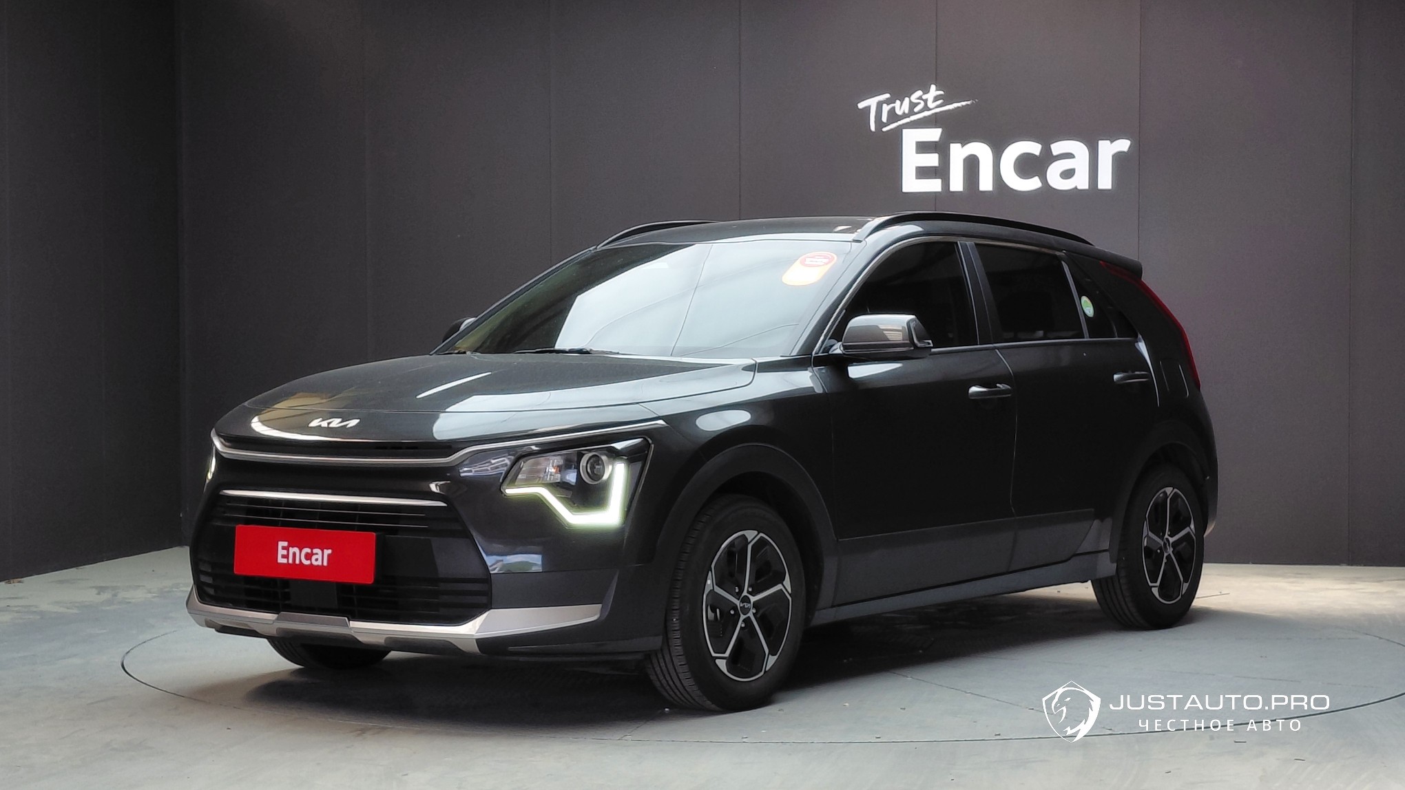 Автомобиль Kia Niro