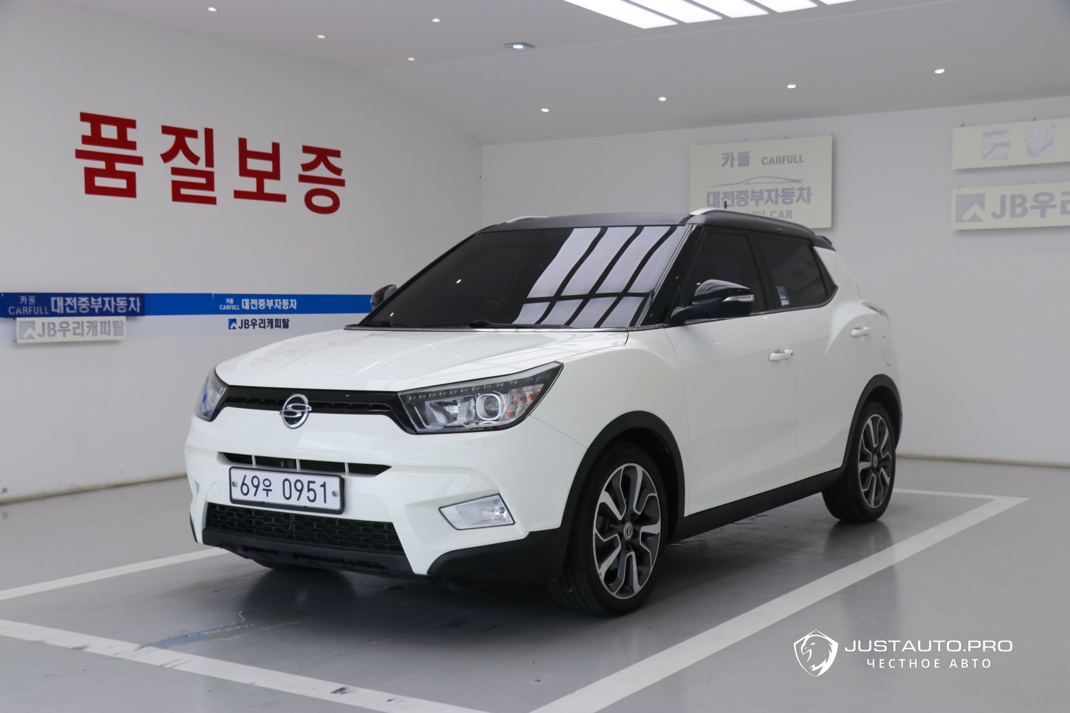 Автомобиль KG_Mobility_Ssangyong TIBOLI