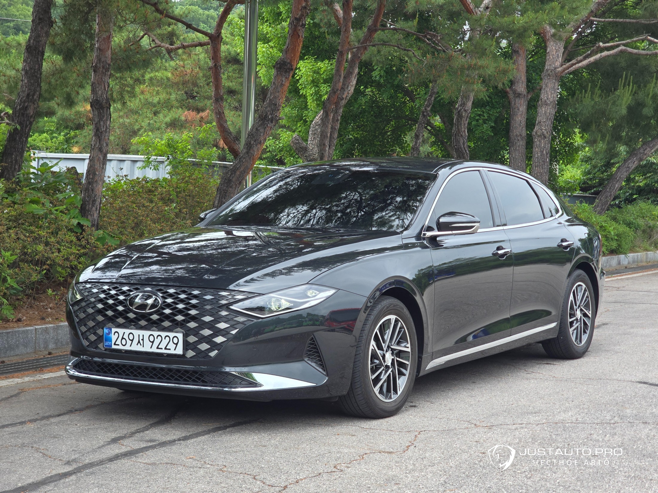 Автомобиль Hyundai Grandeur