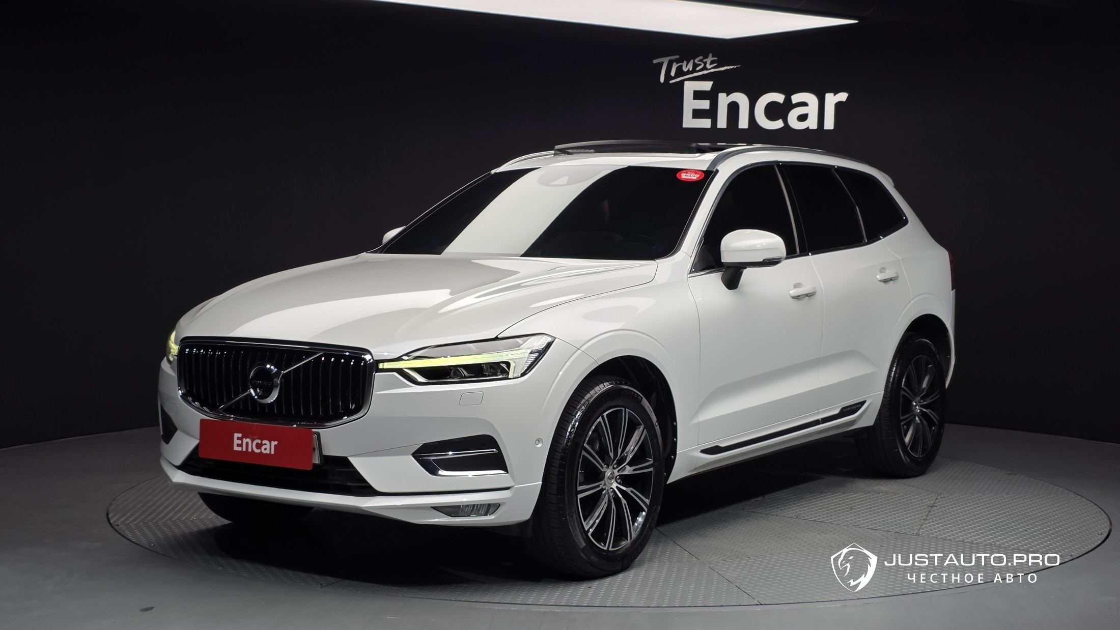 Автомобиль Volvo XC60