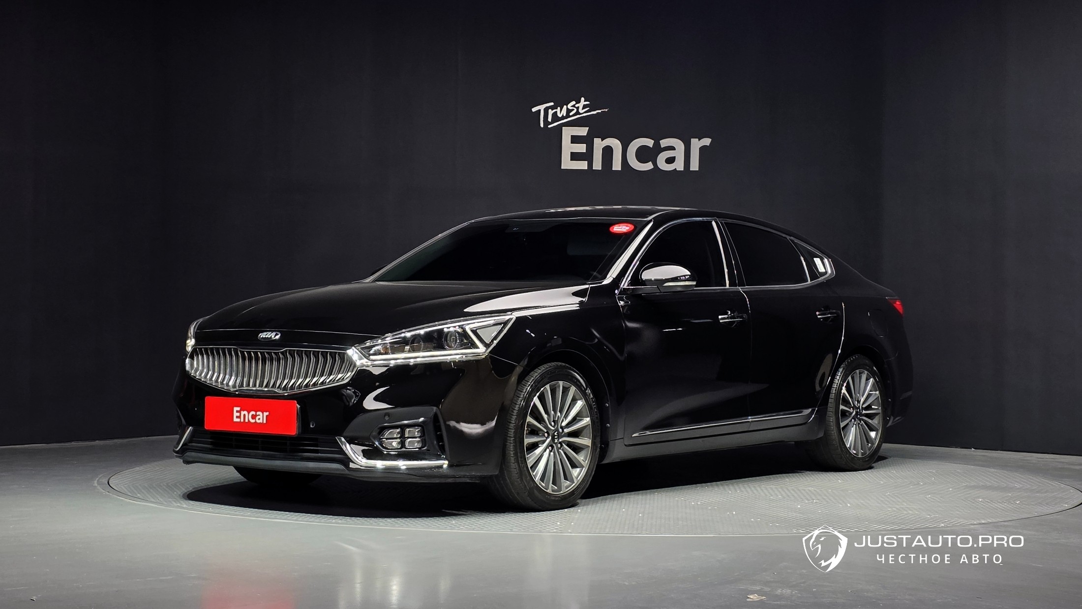 Автомобиль Kia K7