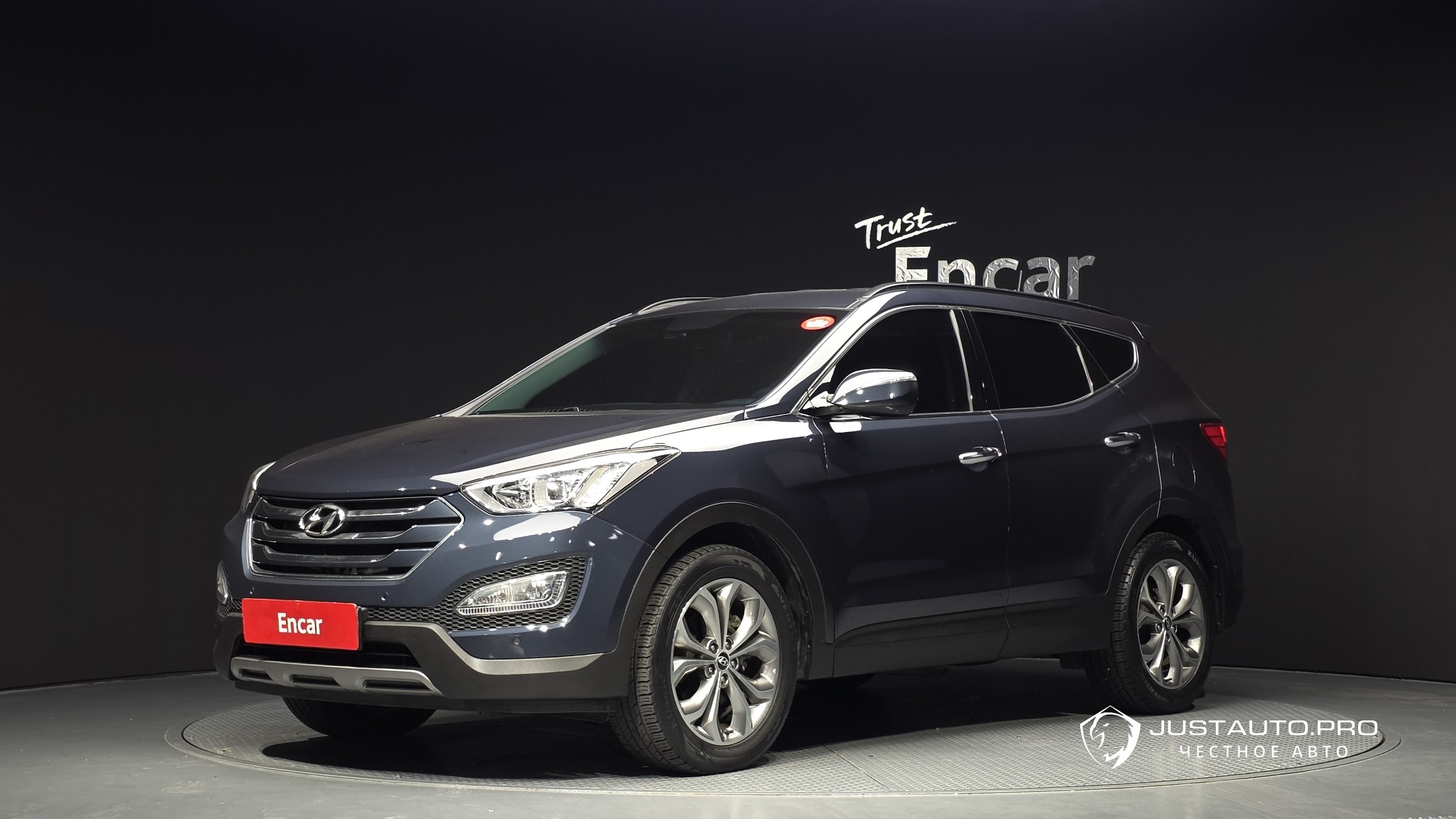Автомобиль Hyundai Santafe