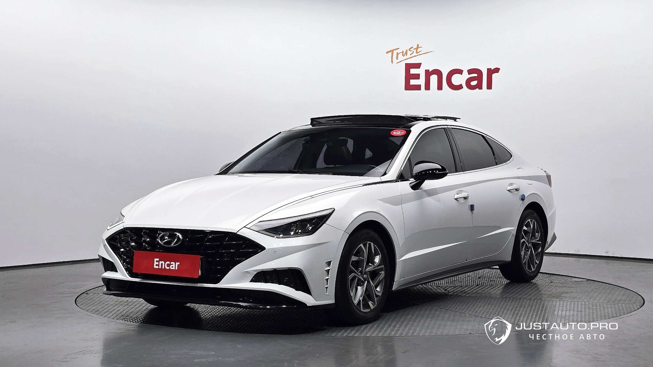 Автомобиль Hyundai Sonata