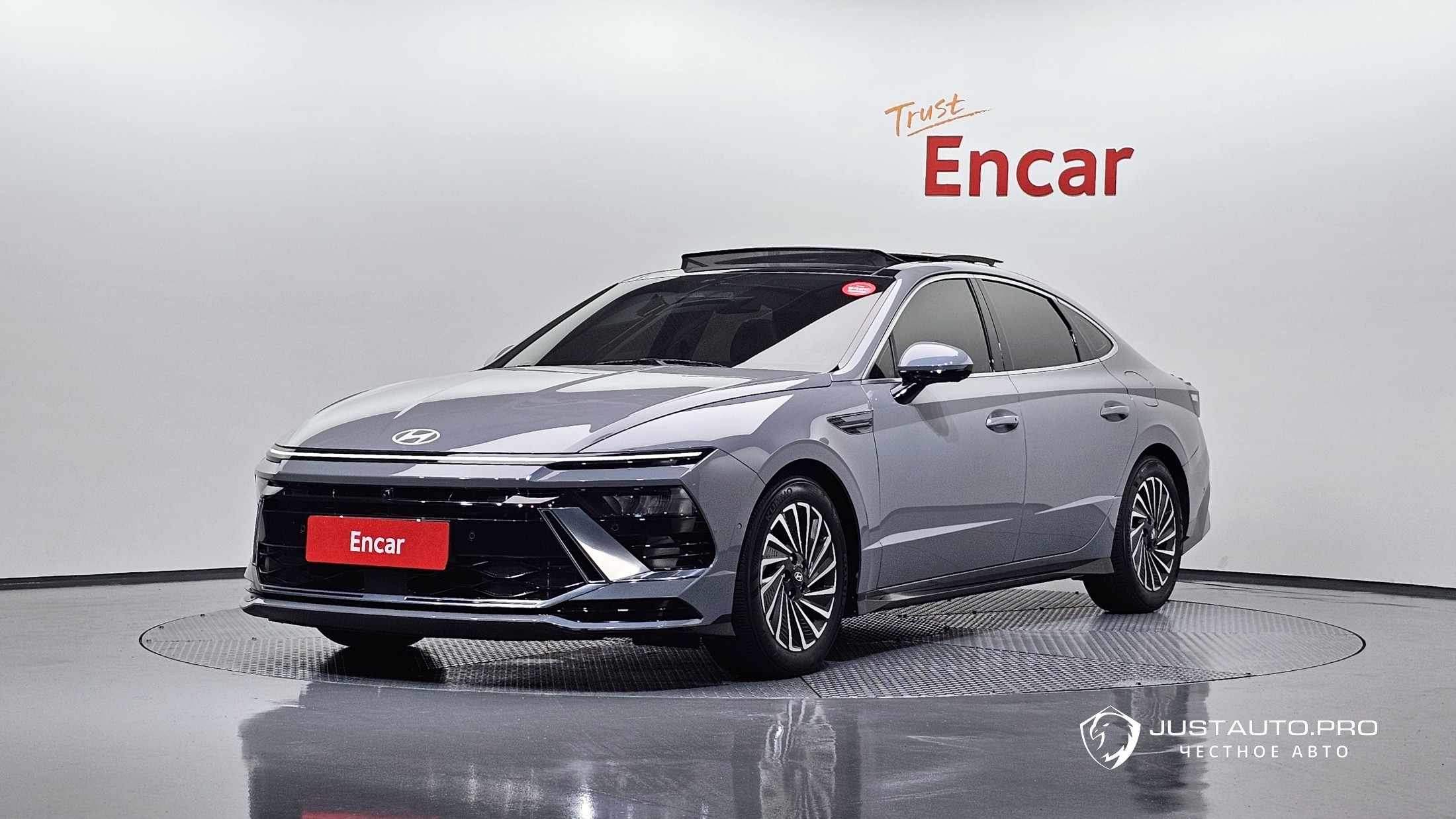 Автомобиль Hyundai Sonata