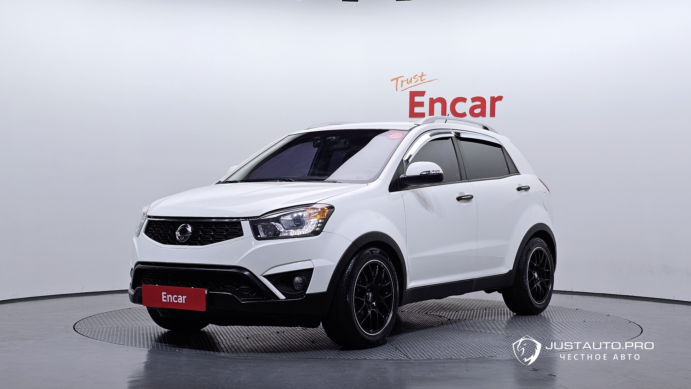 Автомобиль KG_Mobility_Ssangyong KORANDO