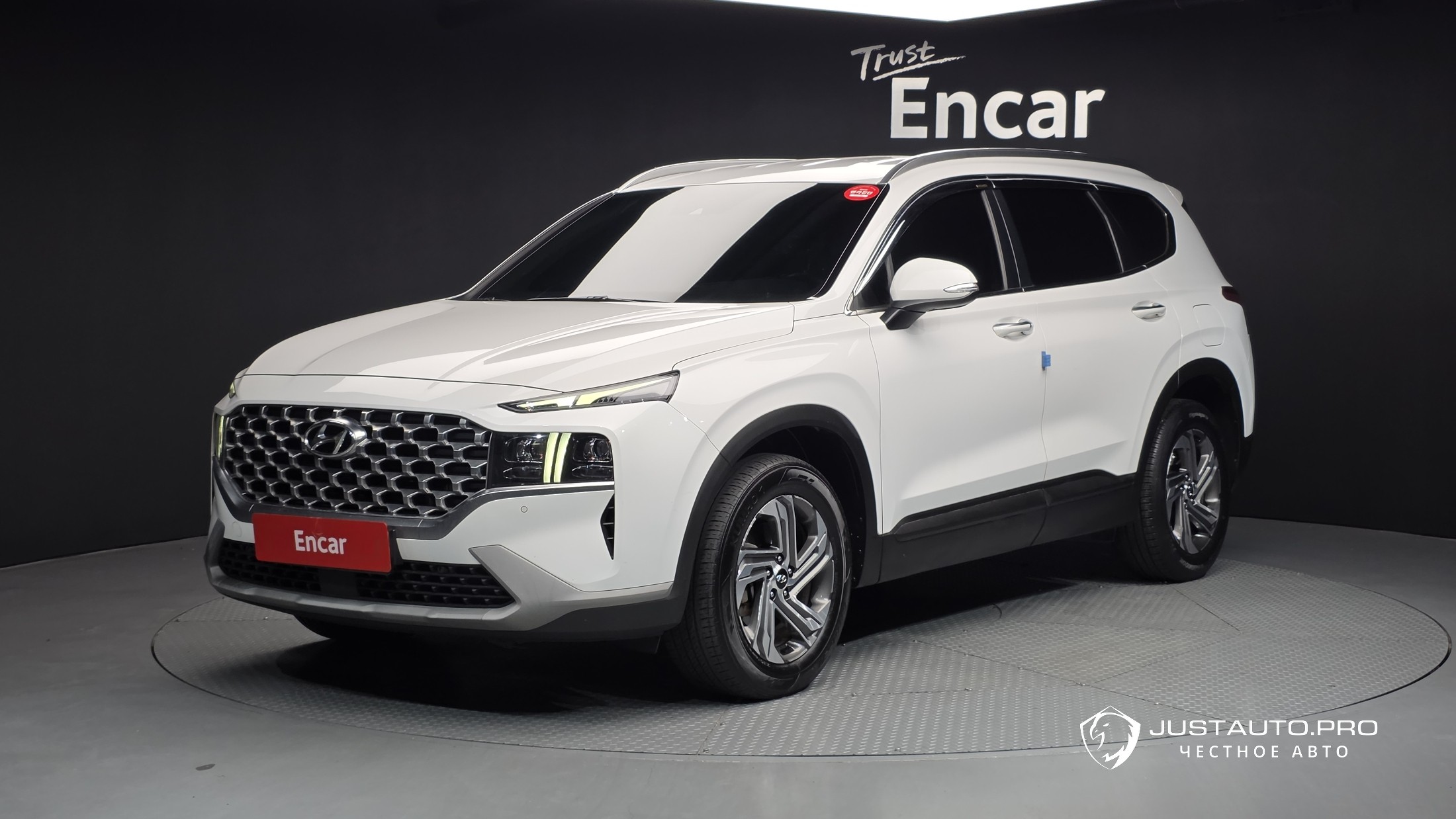 Автомобиль Hyundai Santafe