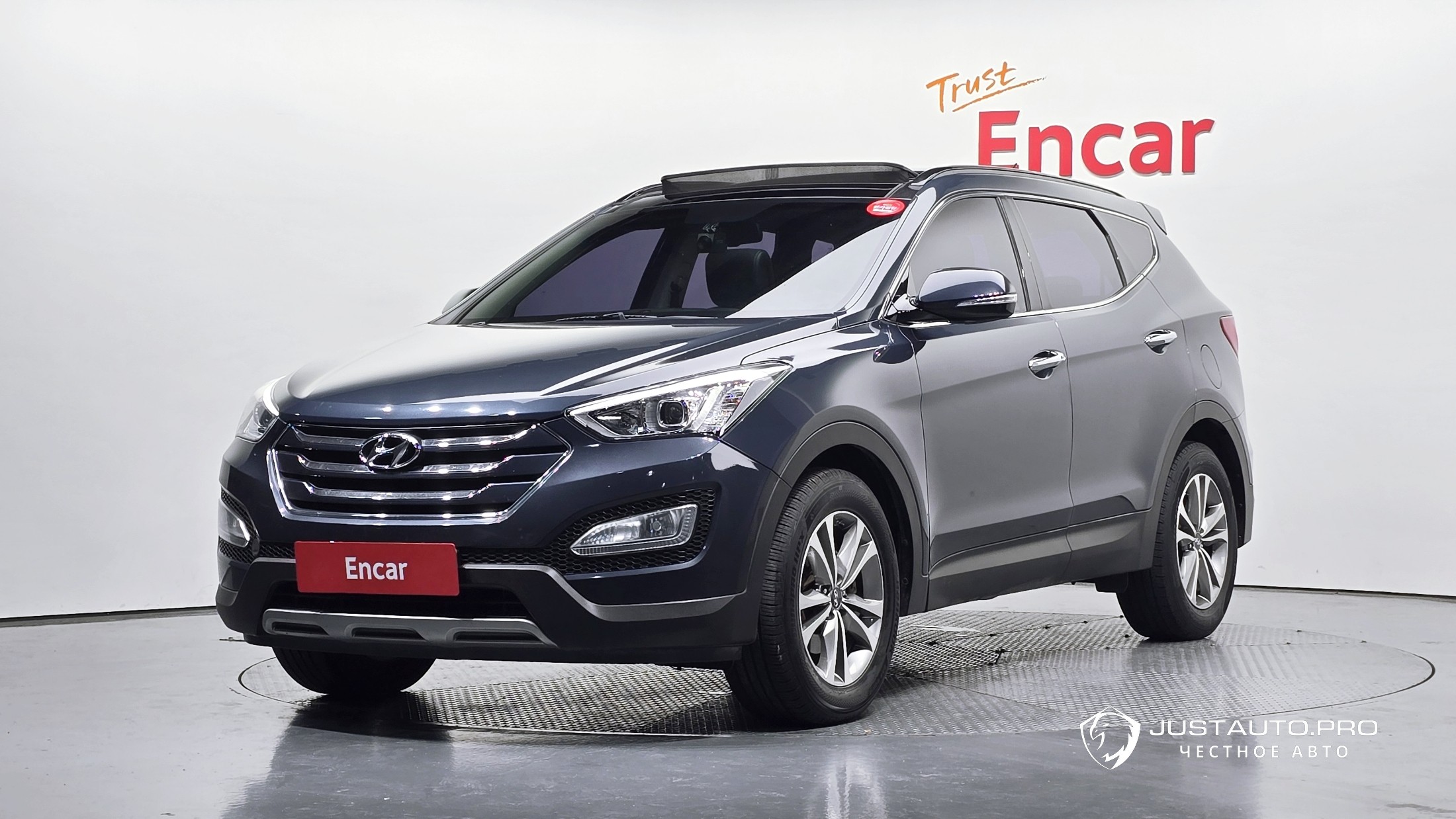 Автомобиль Hyundai Santafe