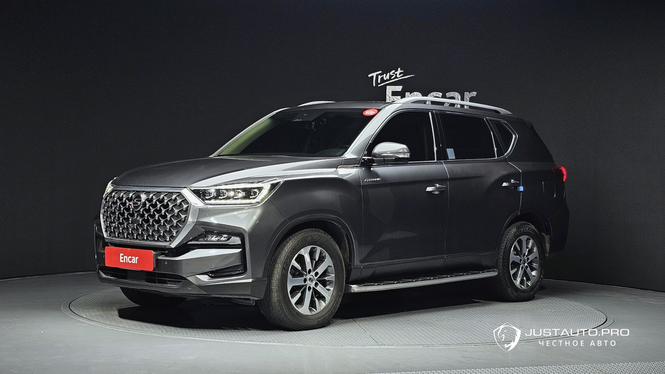 Автомобиль KG_Mobility_Ssangyong Rexton