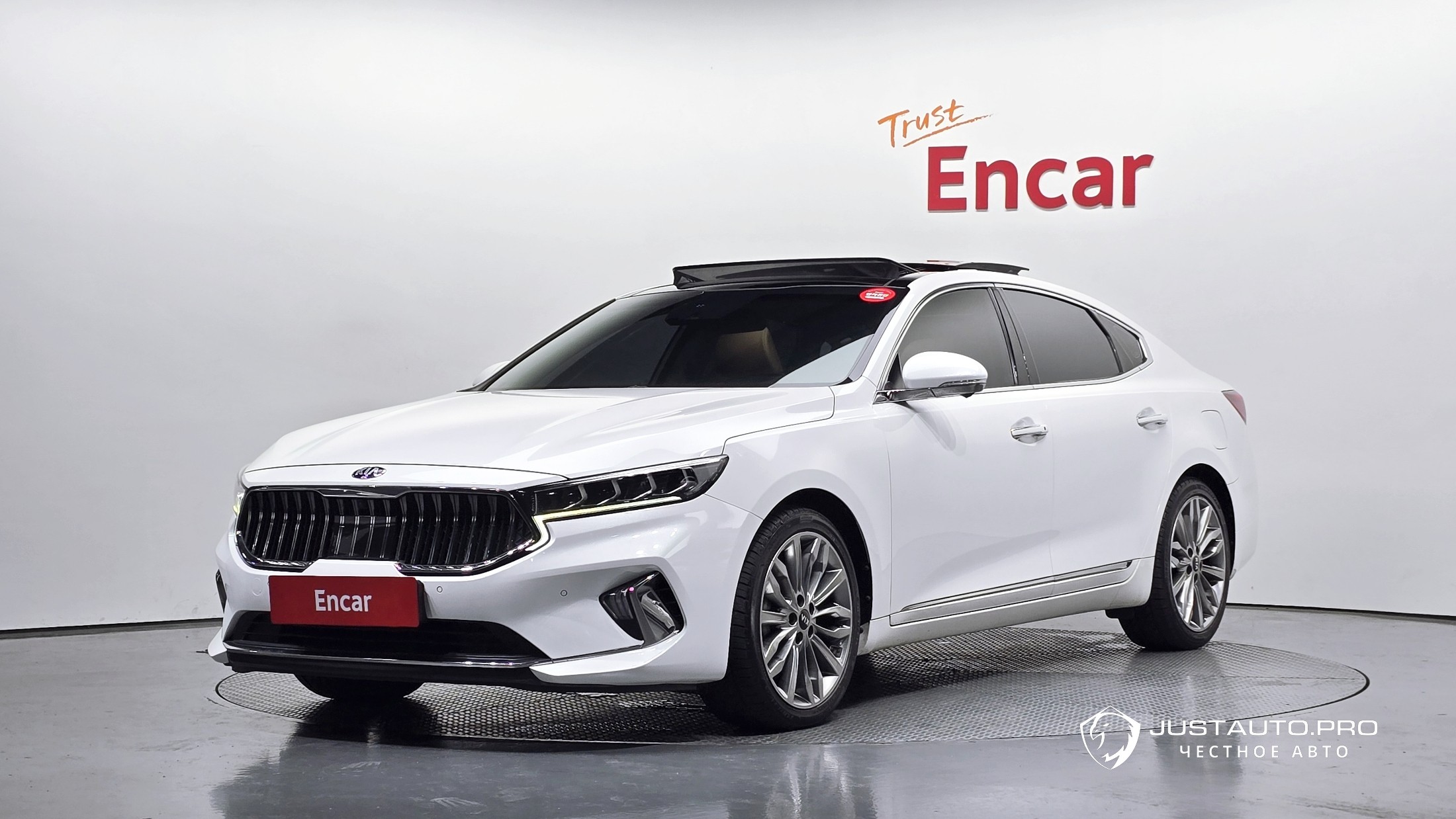 Автомобиль Kia K7