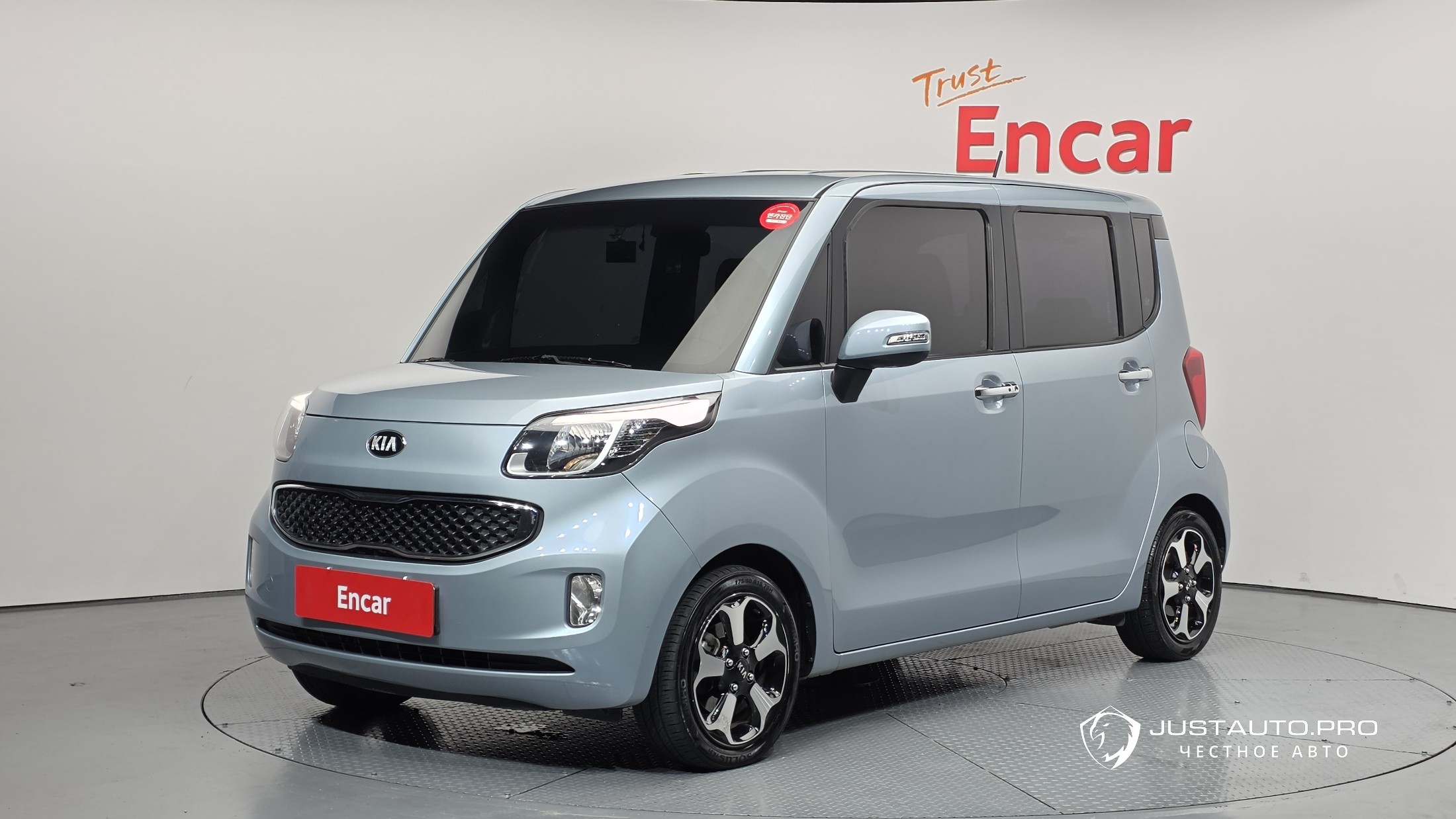 Автомобиль Kia RAY