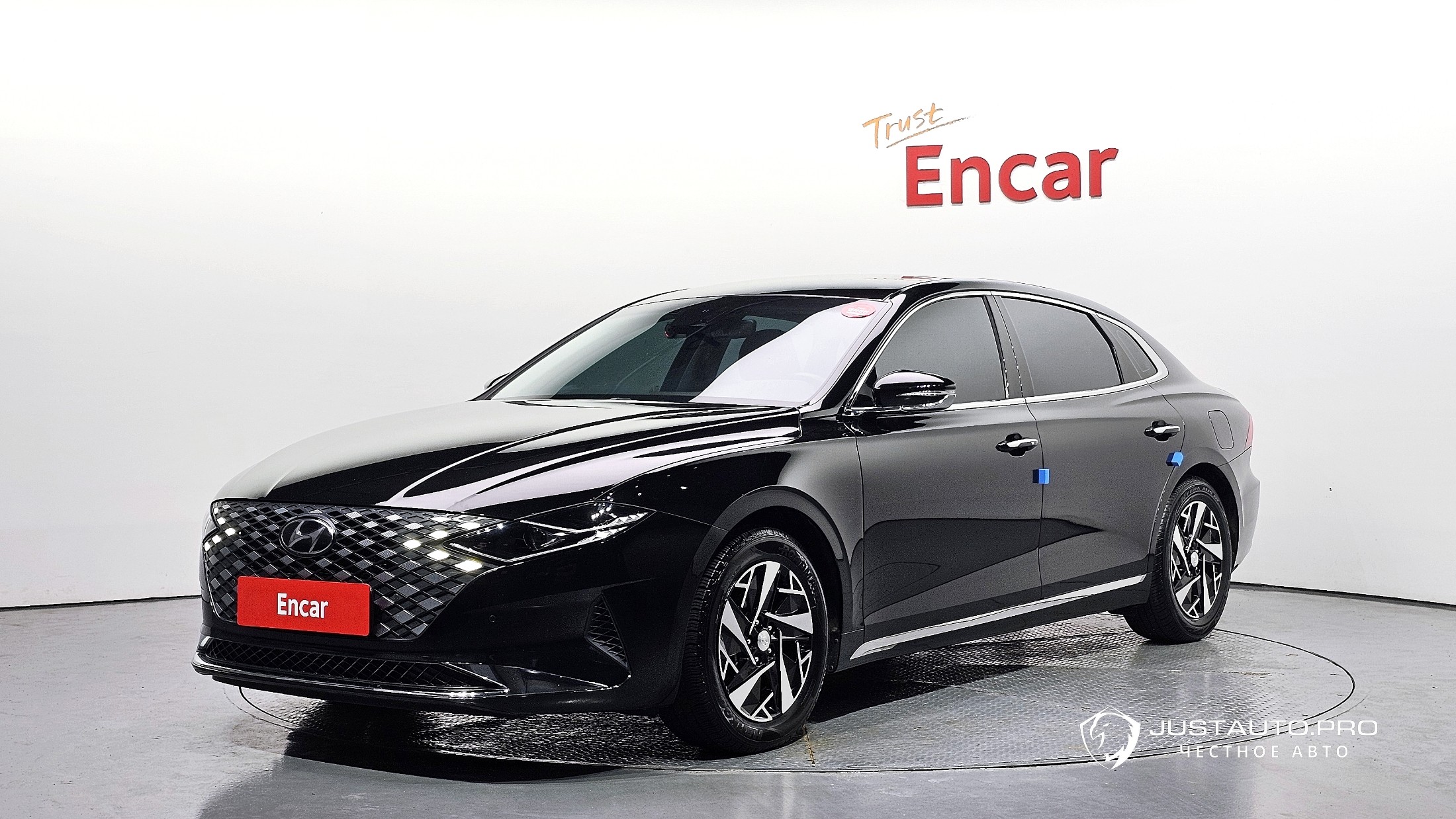 Автомобиль Hyundai Grandeur