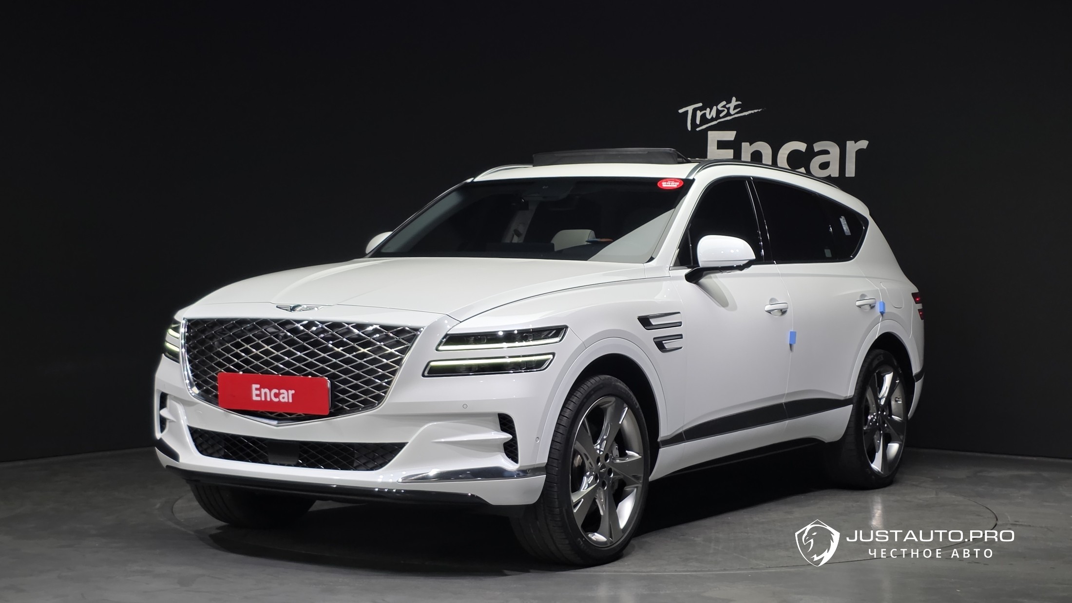 Автомобиль Genesis GV80