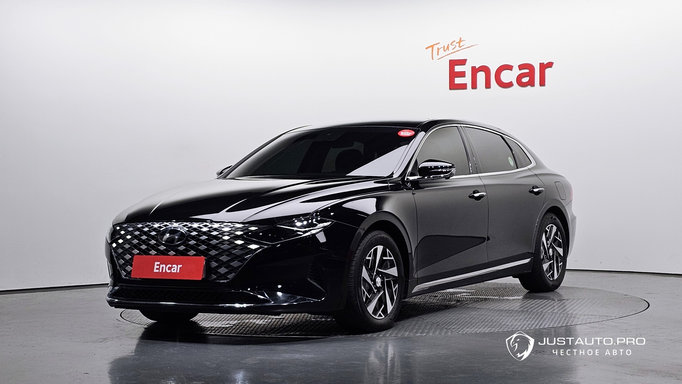 Автомобиль Hyundai Grandeur