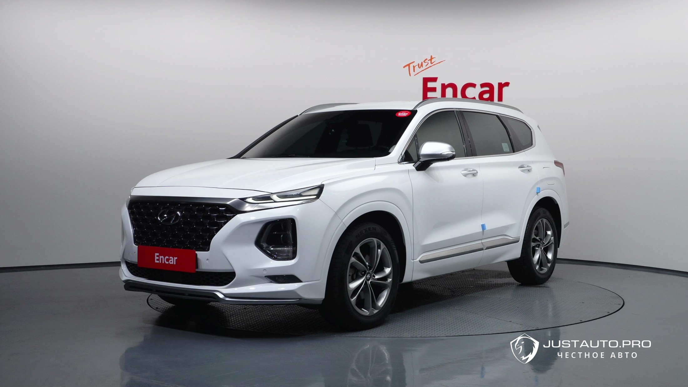 Автомобиль Hyundai Santafe