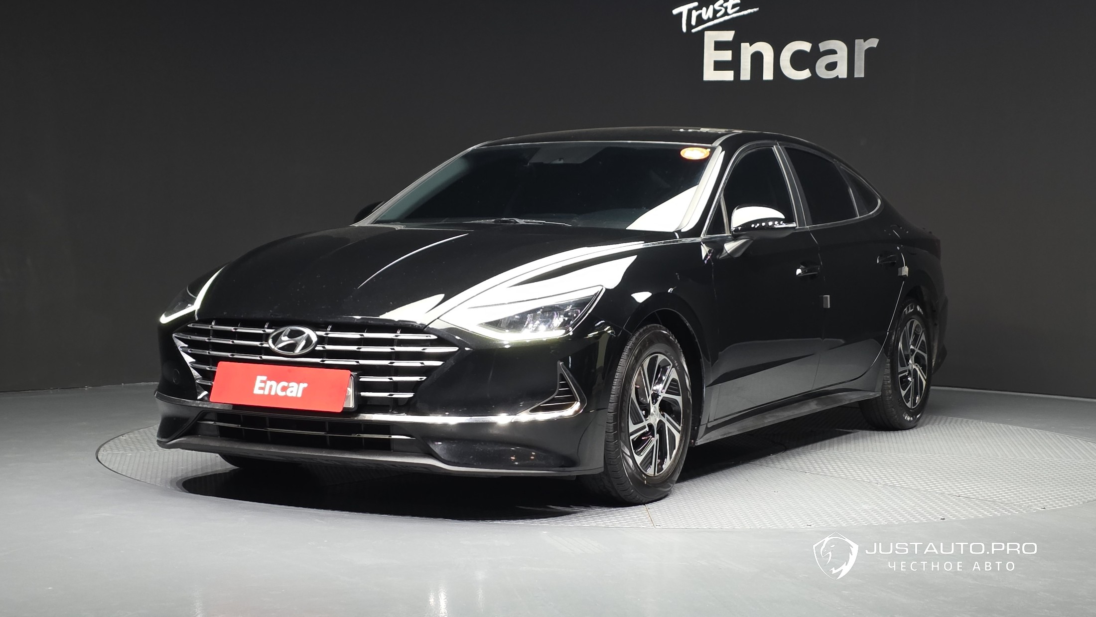 Автомобиль Hyundai Sonata