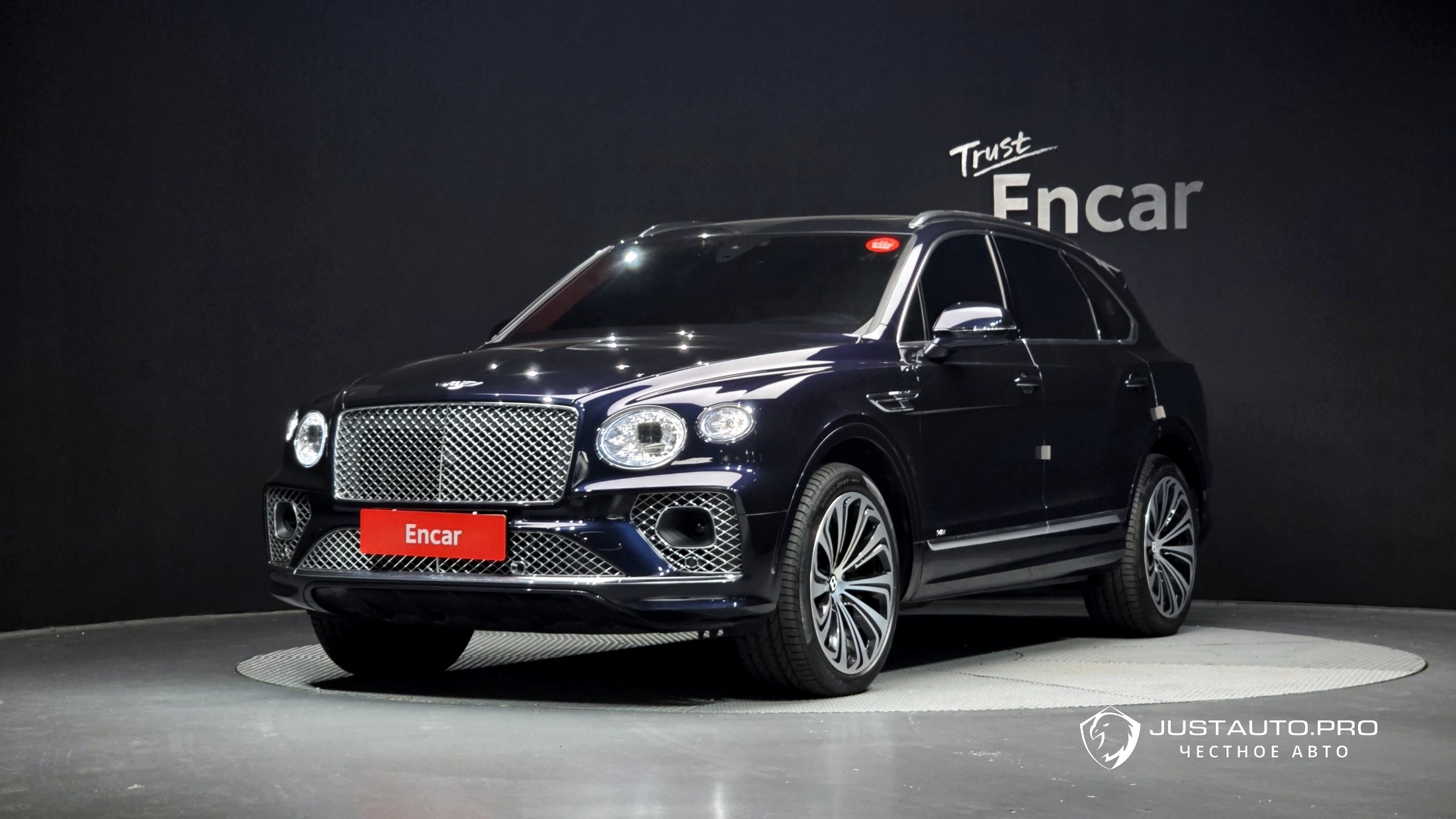 Автомобиль Bentley Bentayga
