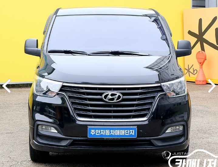 Автомобиль Hyundai Starex