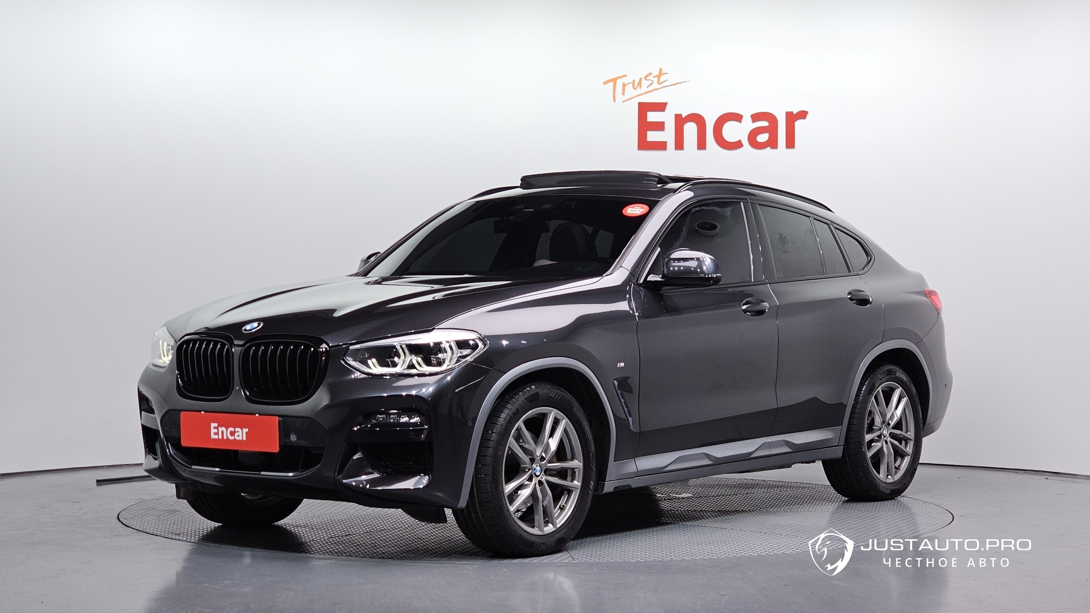 Автомобиль BMW X4