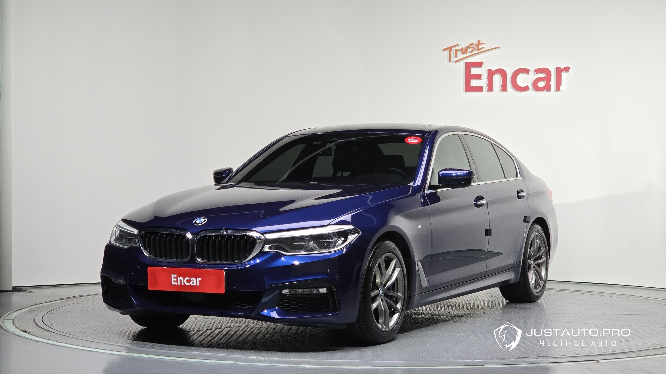 Автомобиль BMW 5-Series