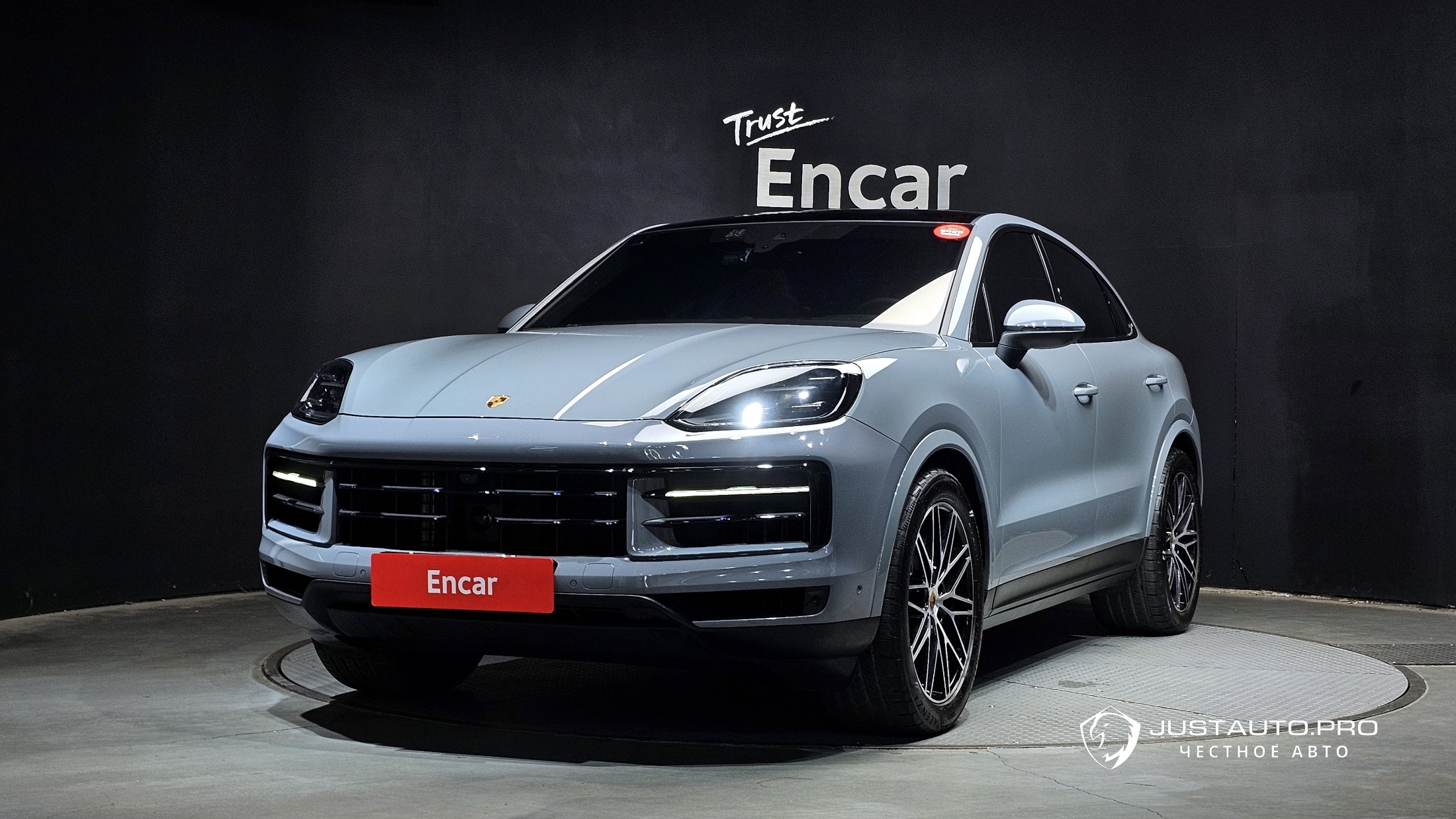 Автомобиль Porsche Cayenne