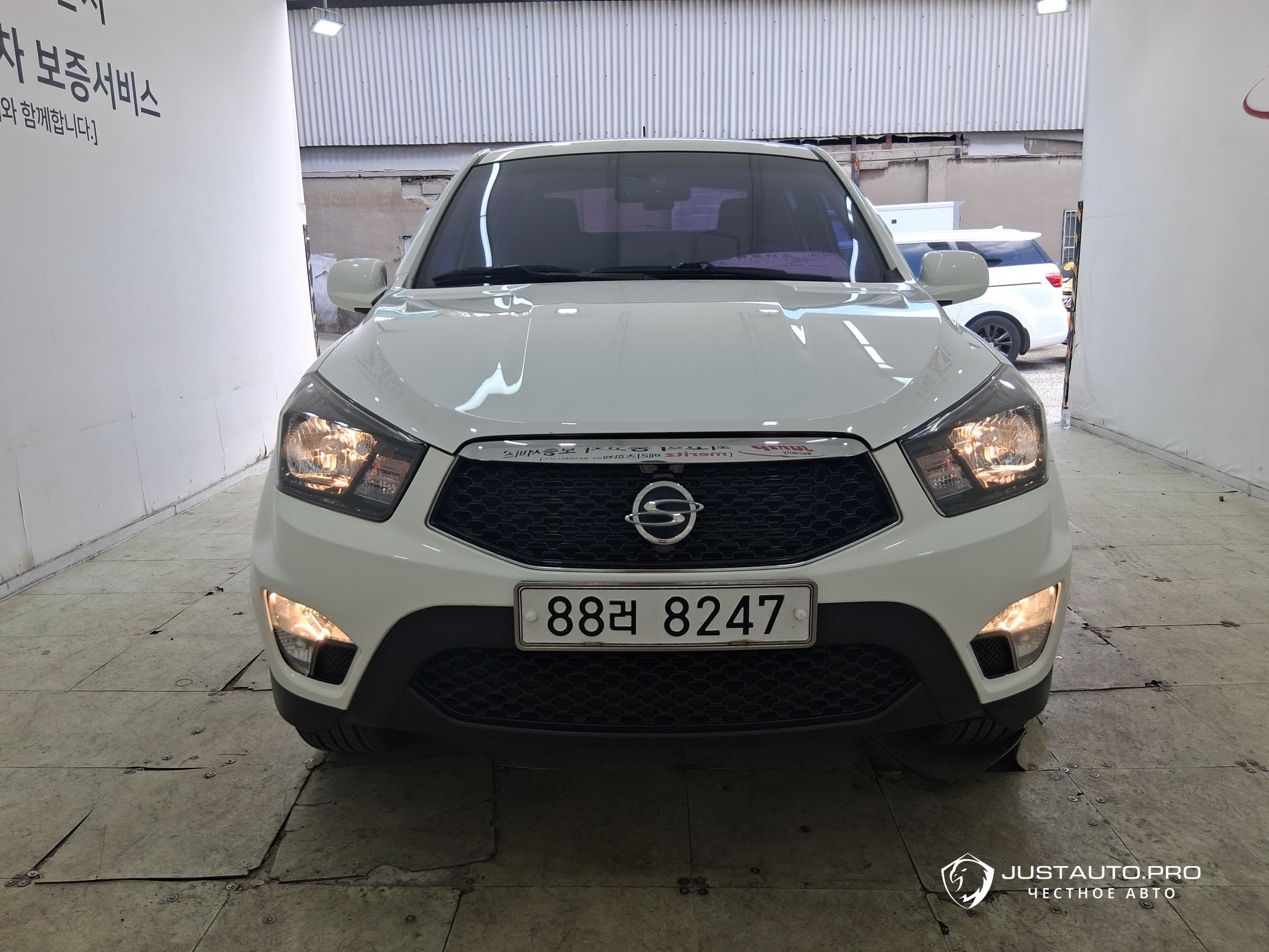 Автомобиль KG_Mobility_Ssangyong KORANDO