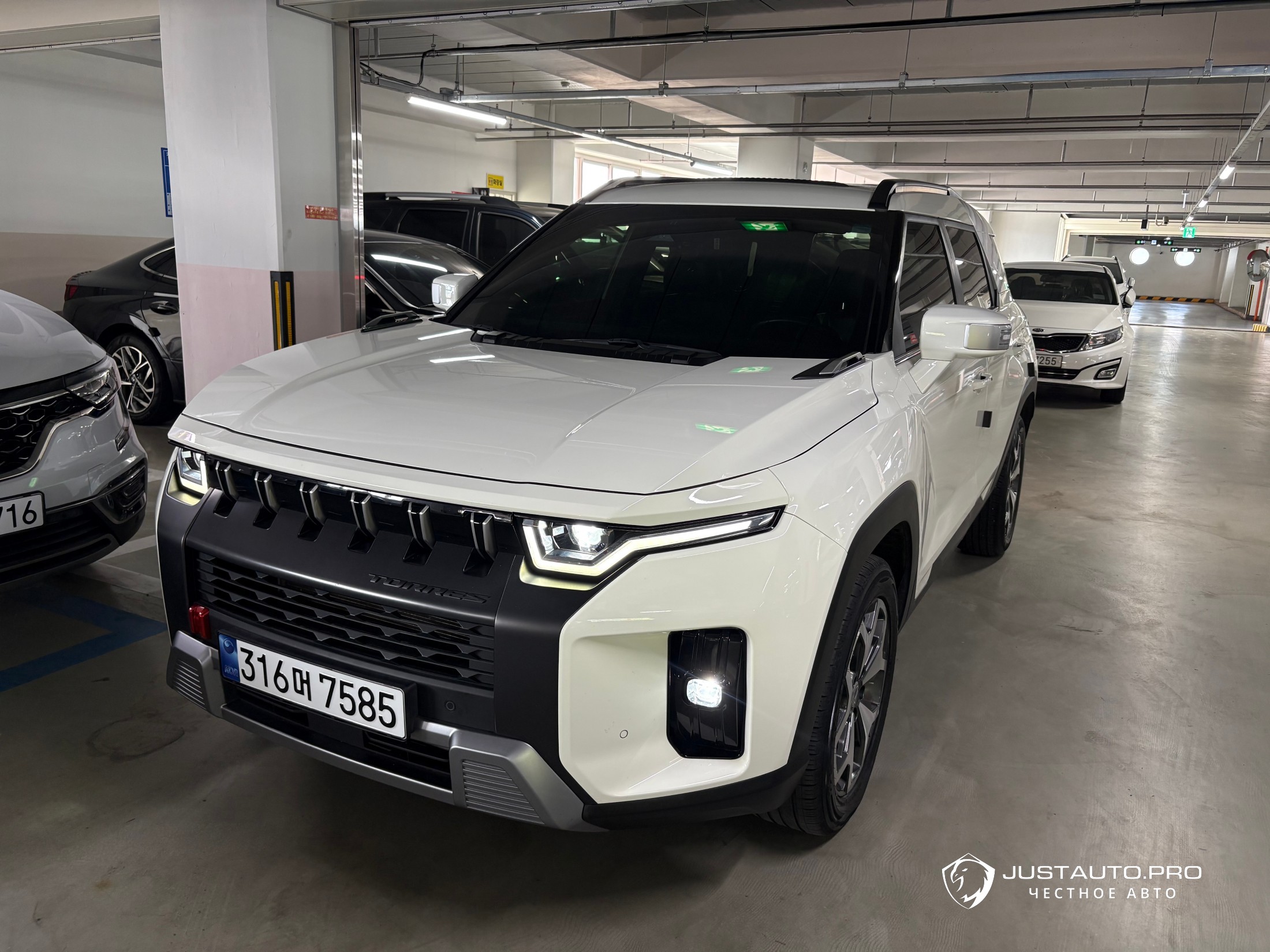 Автомобиль KG_Mobility_Ssangyong Torres