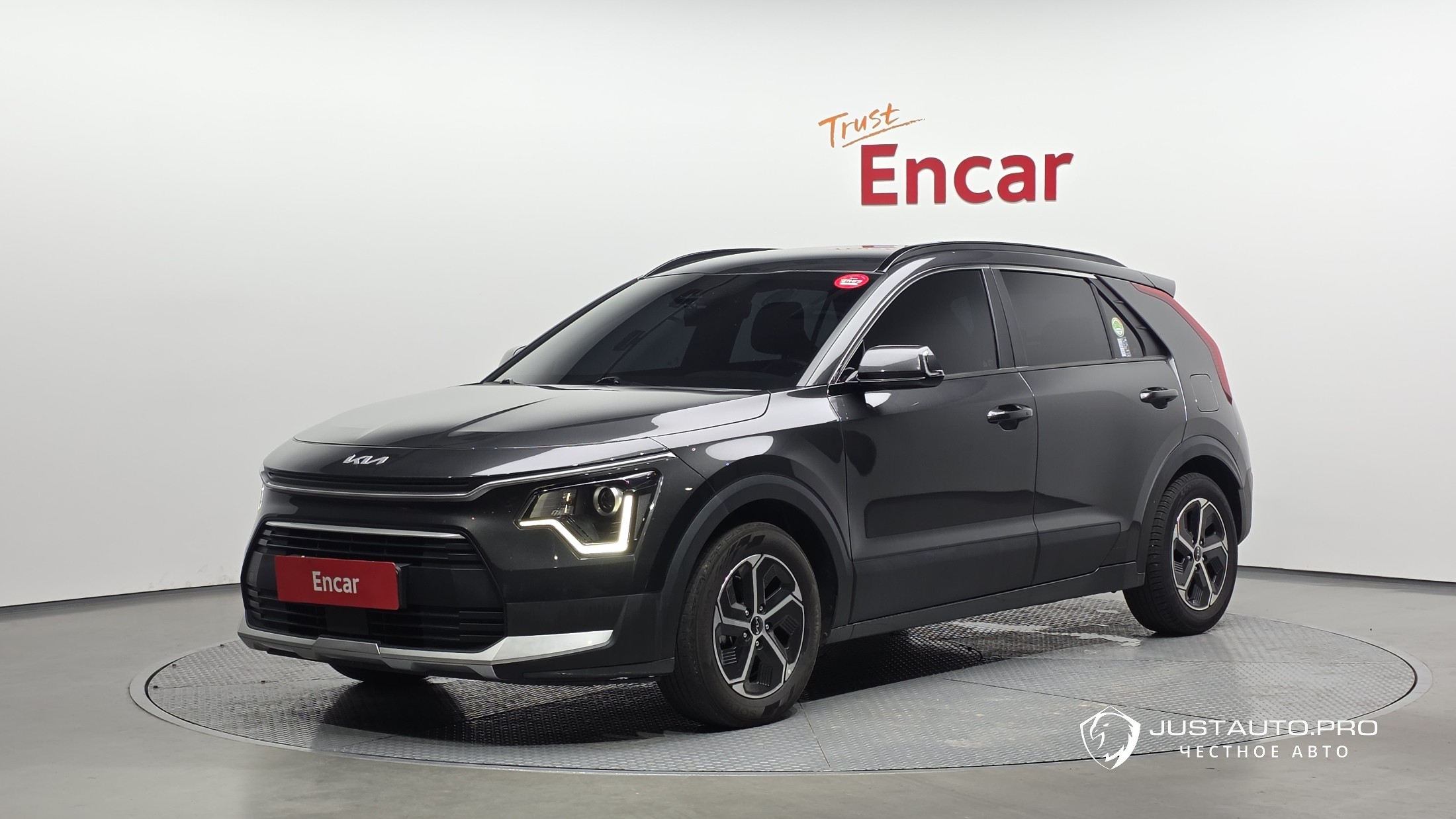 Автомобиль Kia Niro