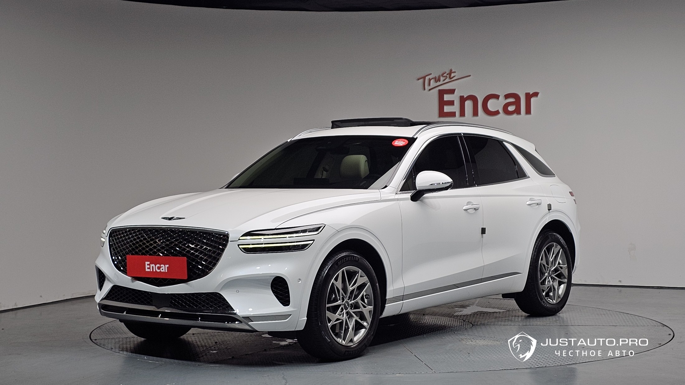 Автомобиль Genesis GV70