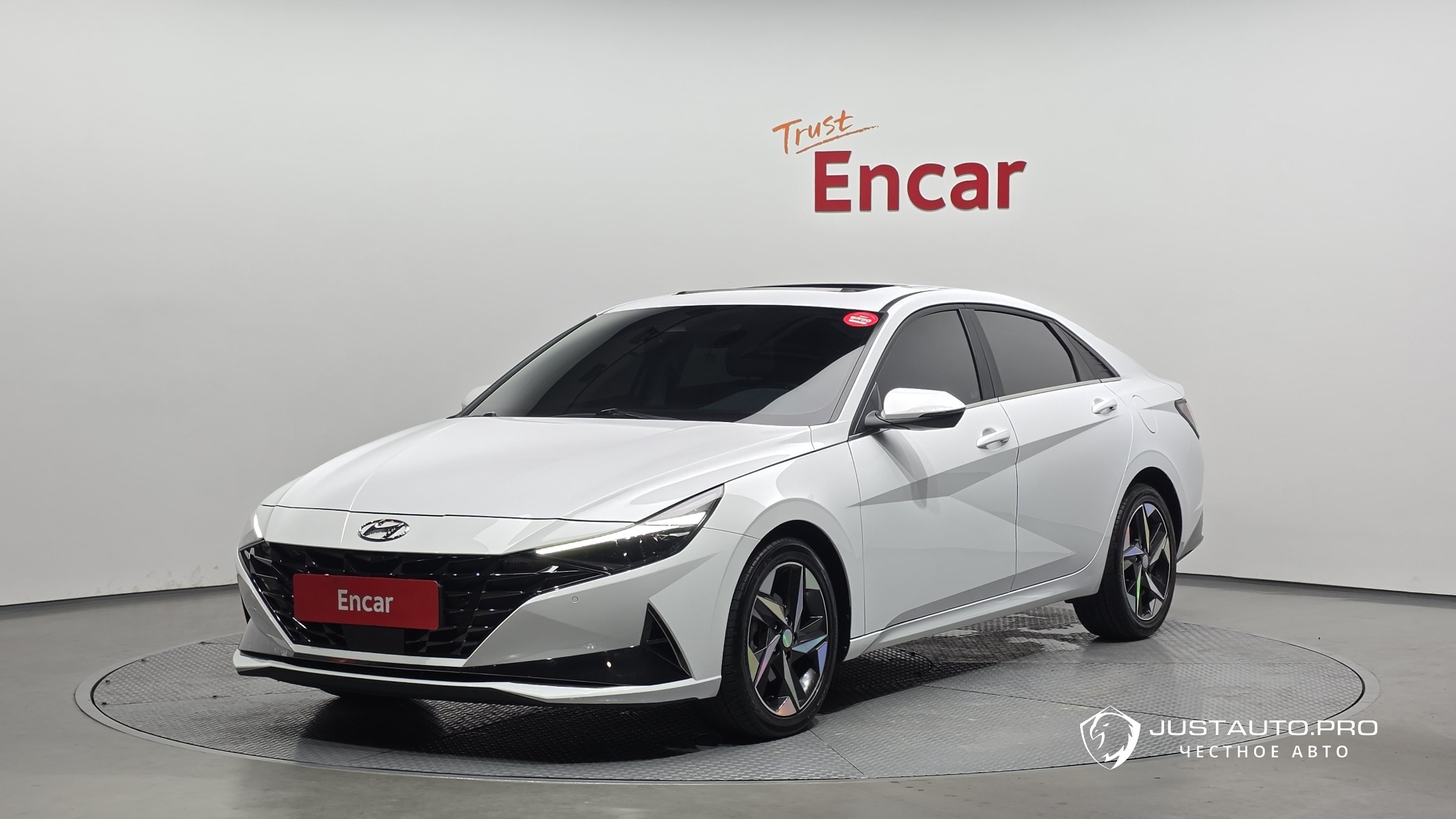 Автомобиль Hyundai AVANTE