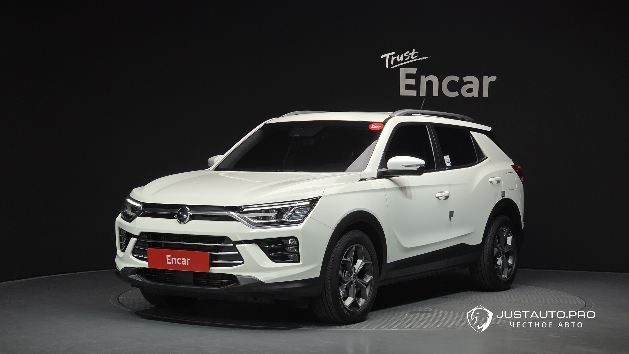 Автомобиль KG_Mobility_Ssangyong KORANDO