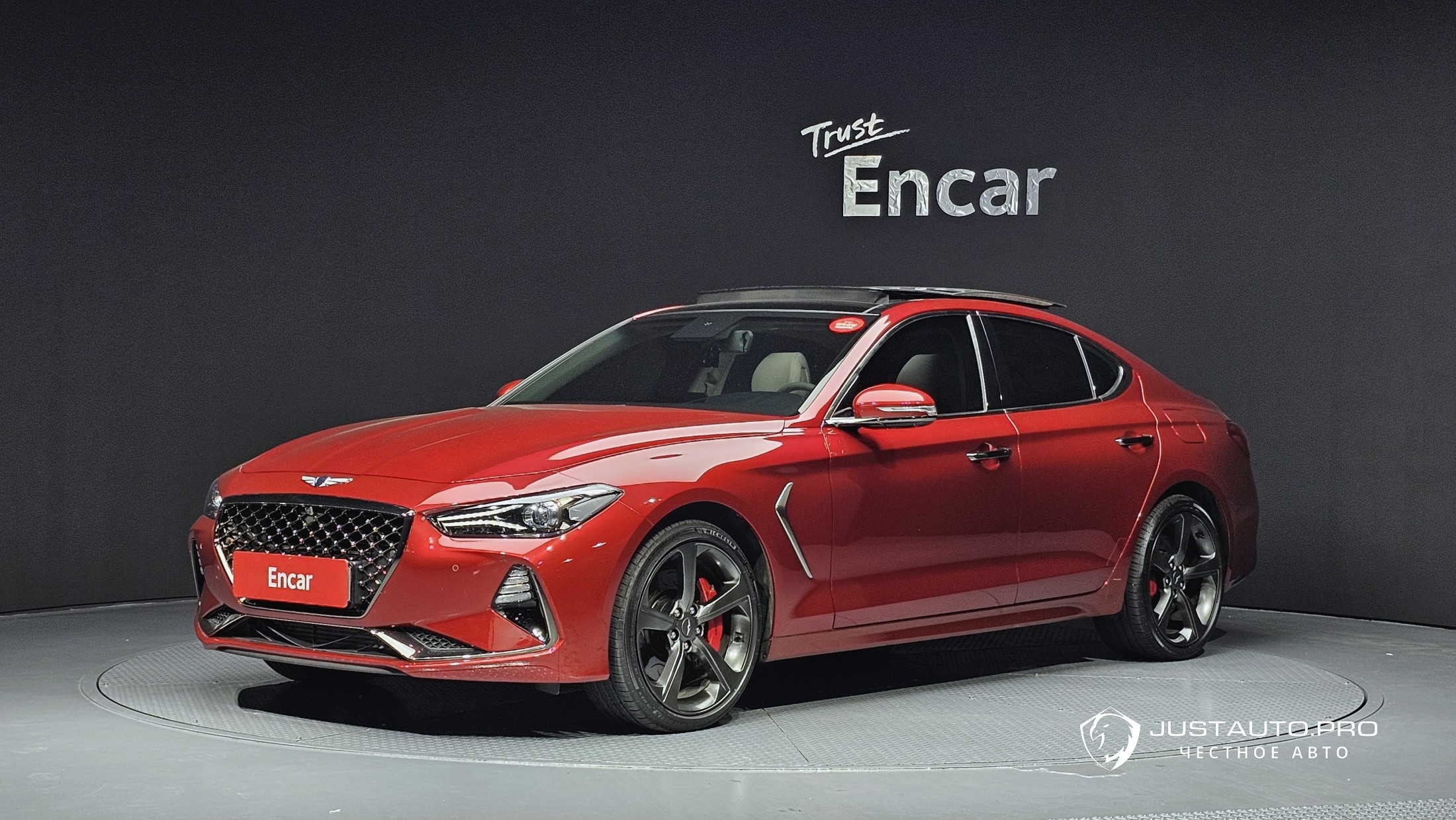 Автомобиль Genesis G70