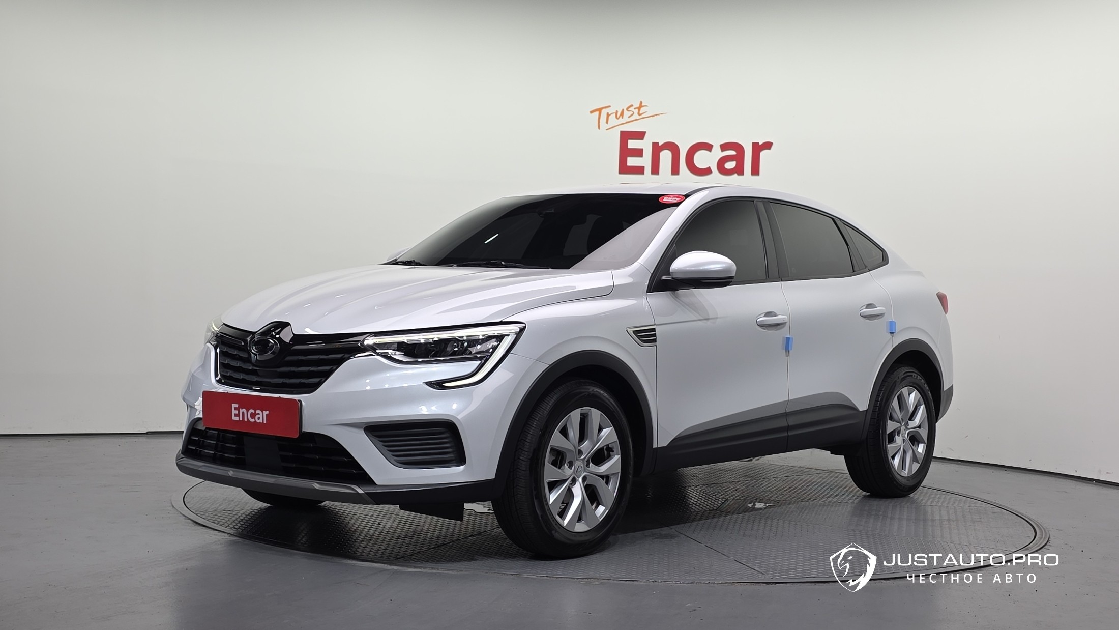 Автомобиль Renault-KoreaSamsung XM3