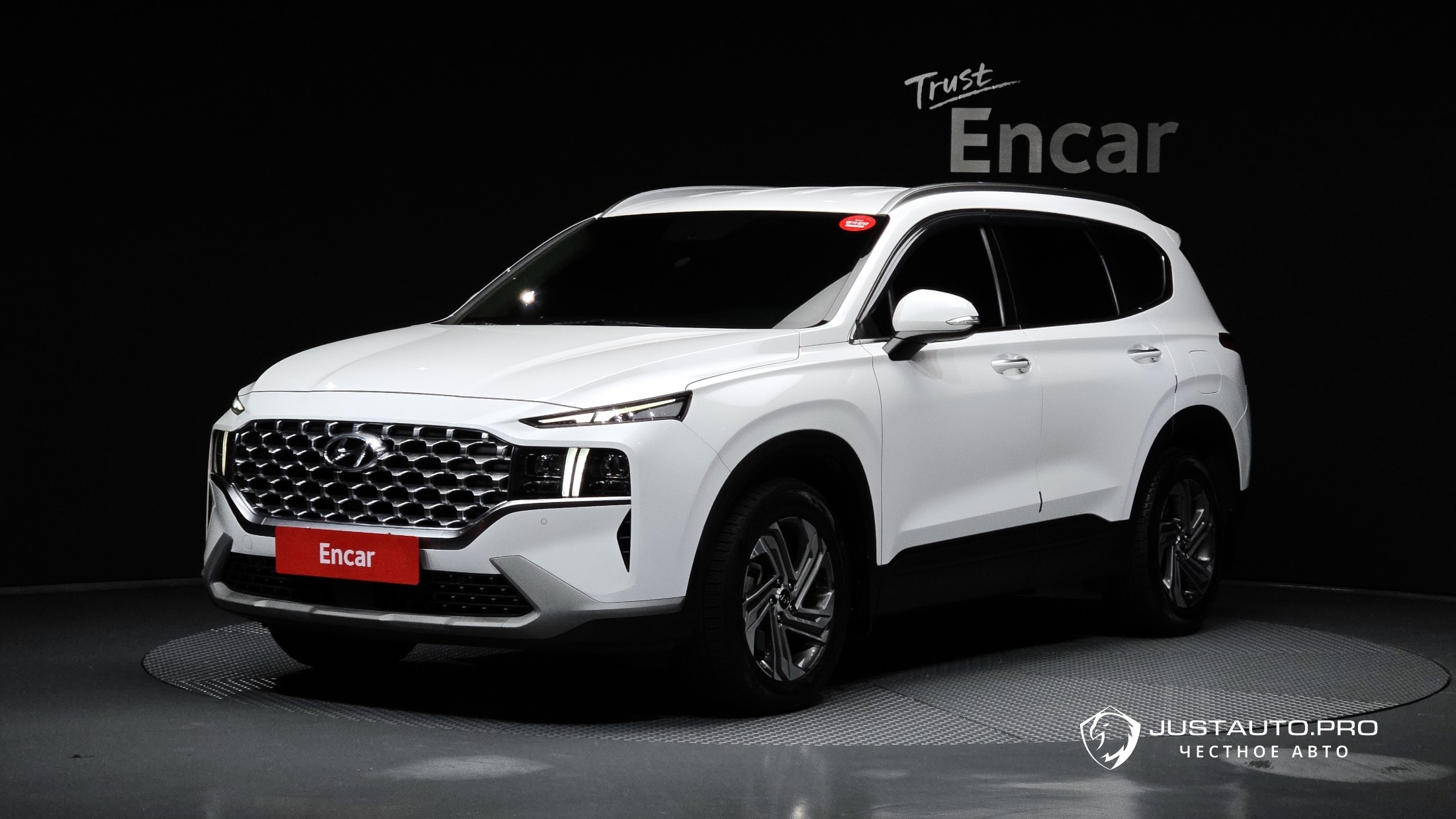 Автомобиль Hyundai Santafe