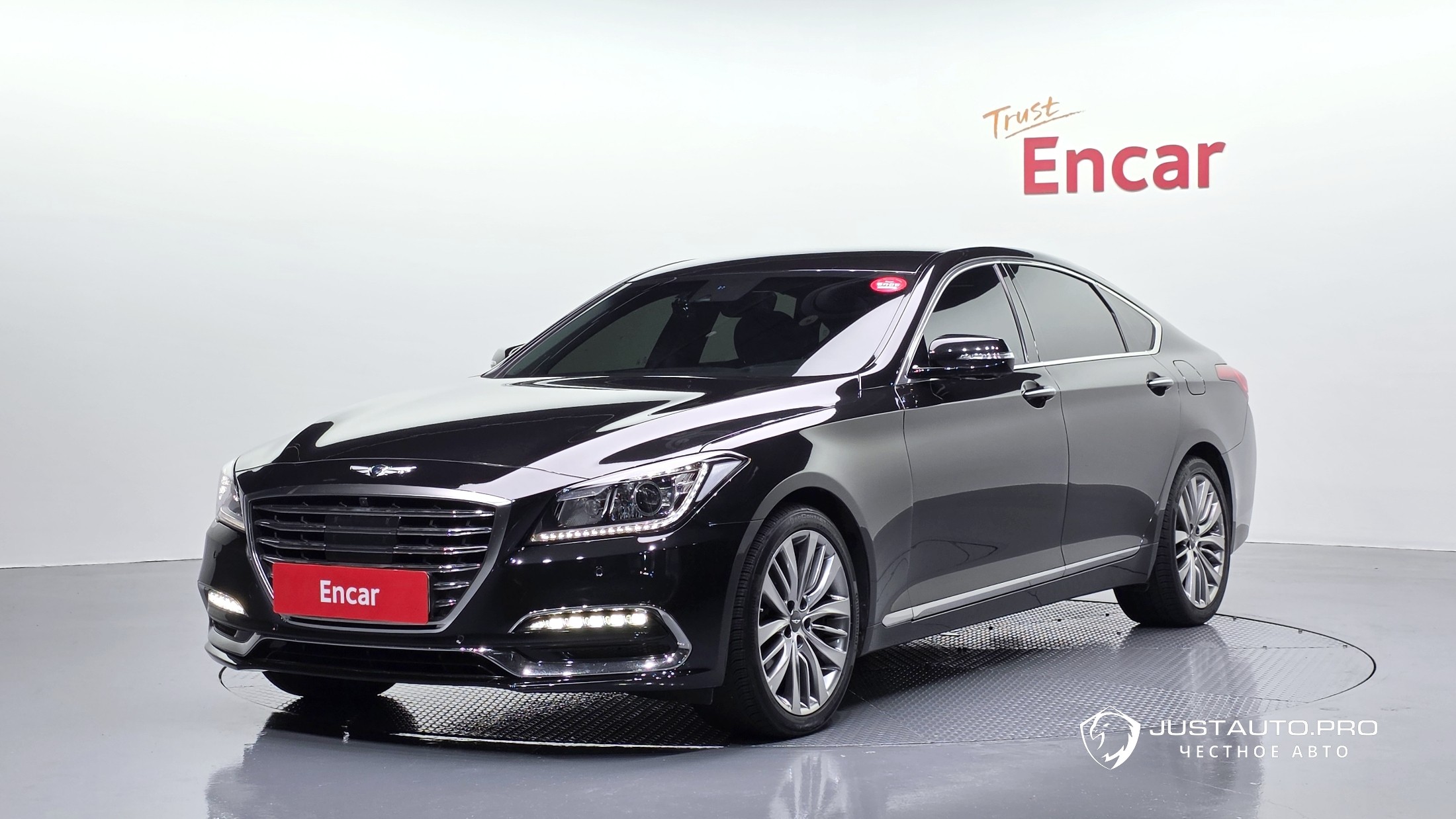 Автомобиль Genesis G80