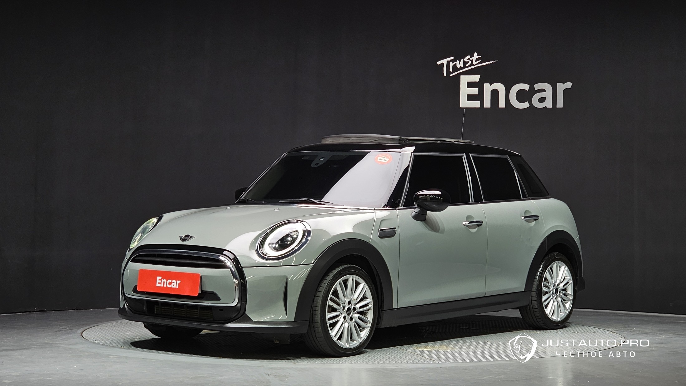 Автомобиль Mini Cooper