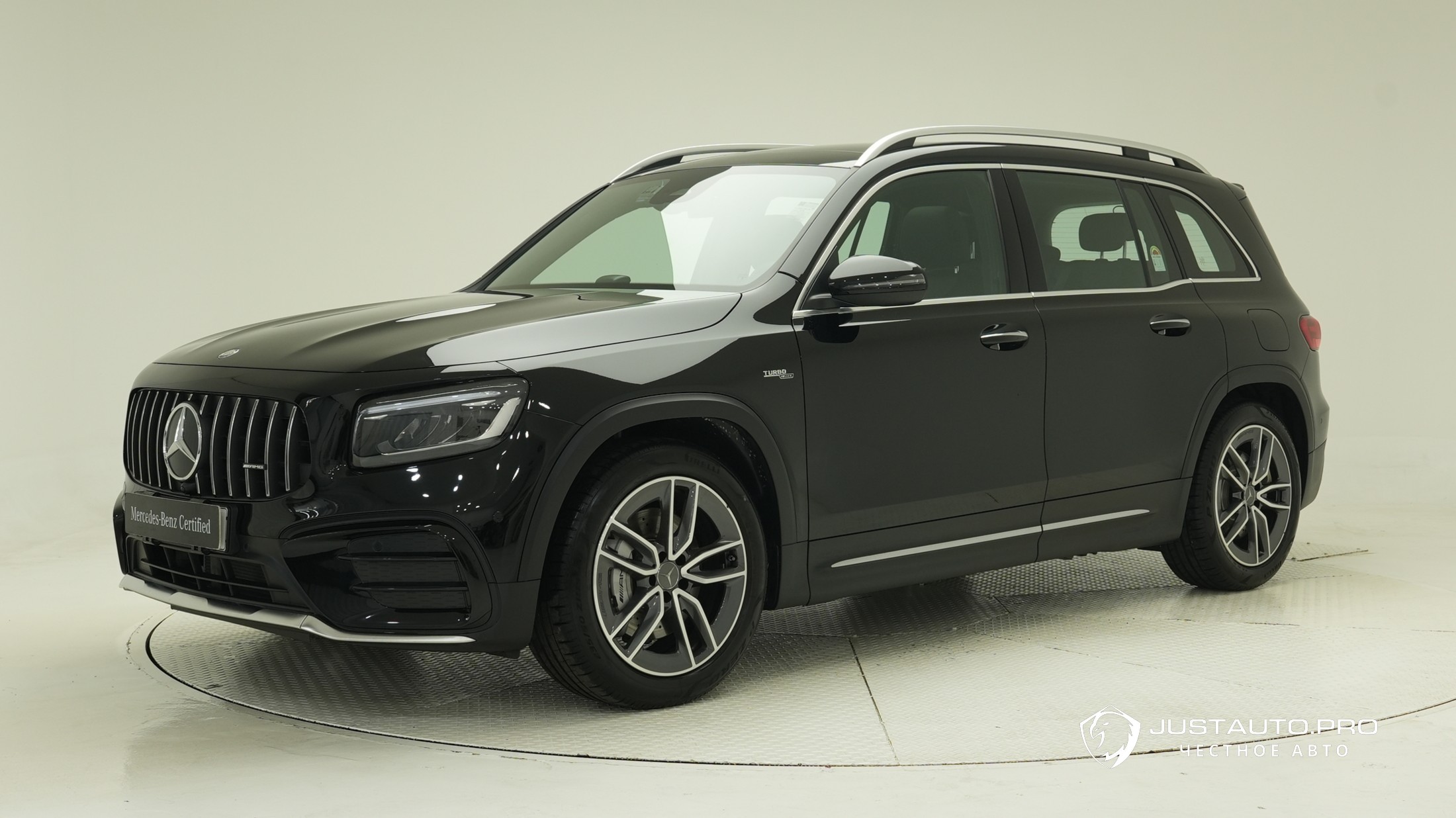 Автомобиль Mercedes-Benz GLB-Class