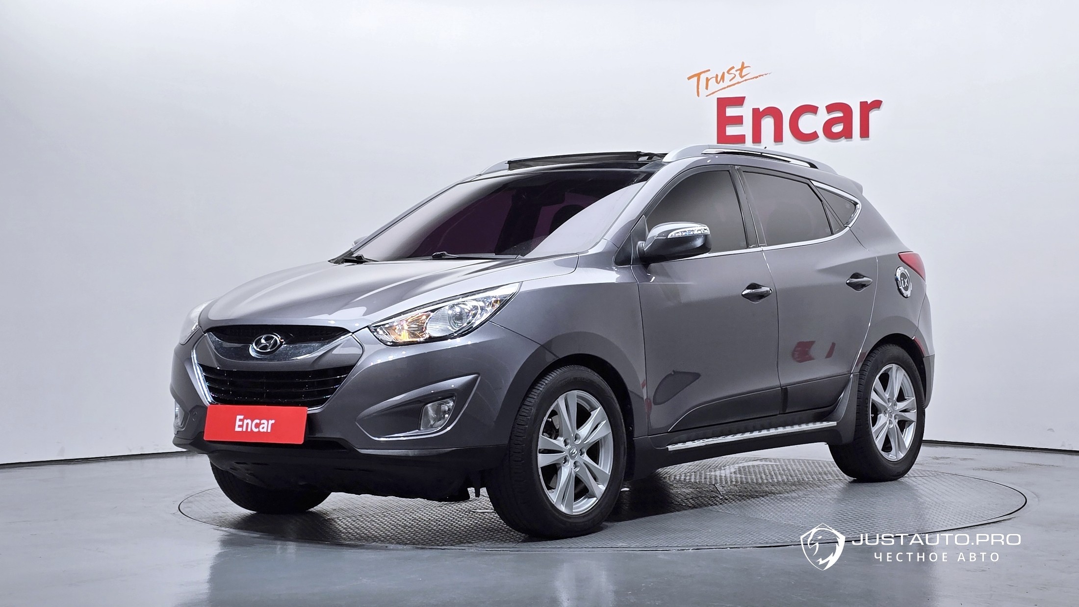 Автомобиль Hyundai Tucson