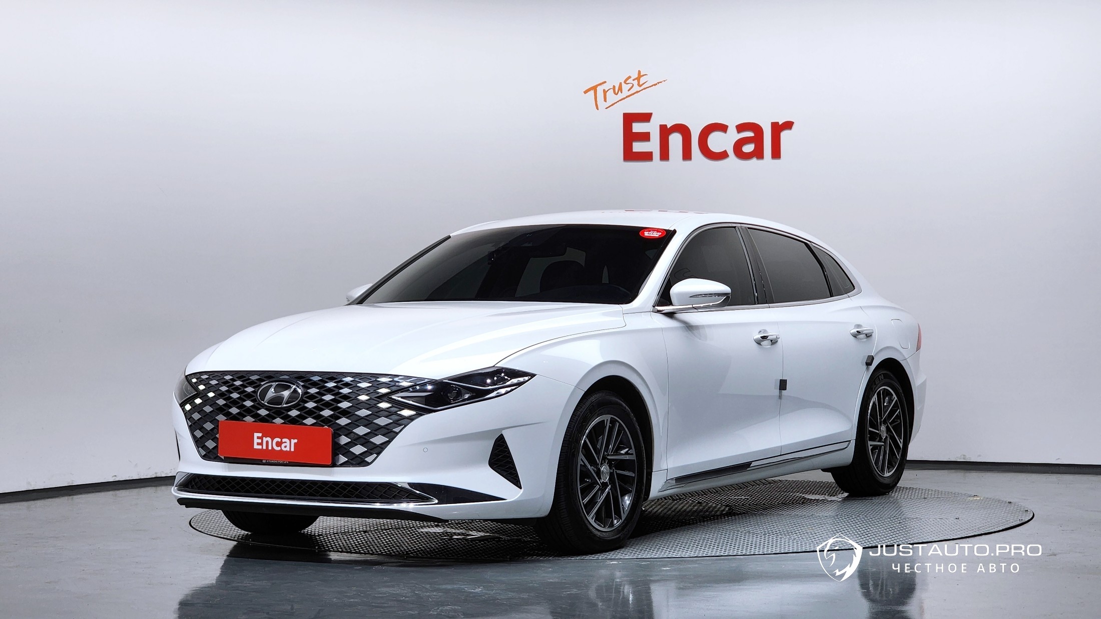 Автомобиль Hyundai Grandeur