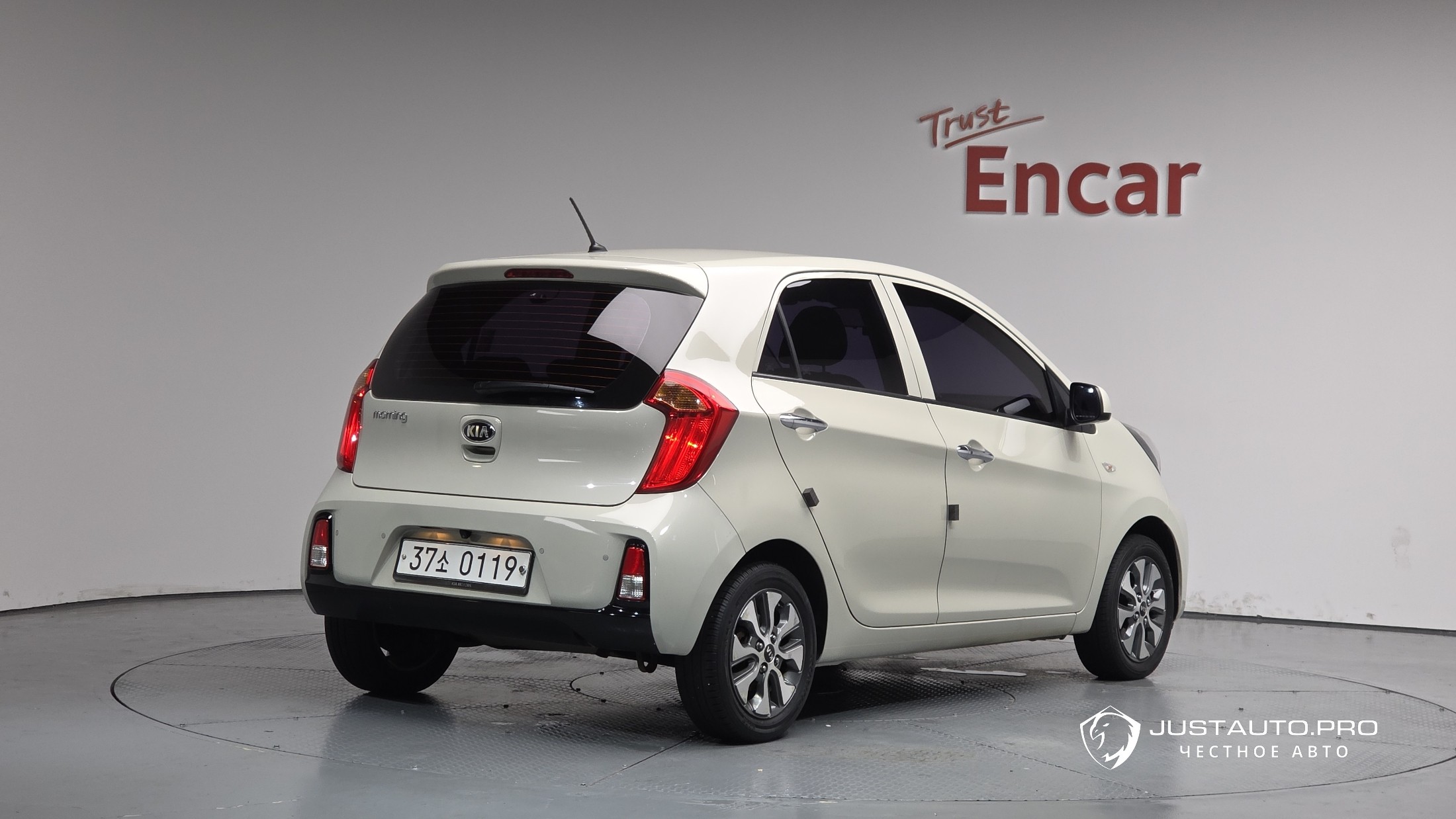 Автомобиль Kia morning