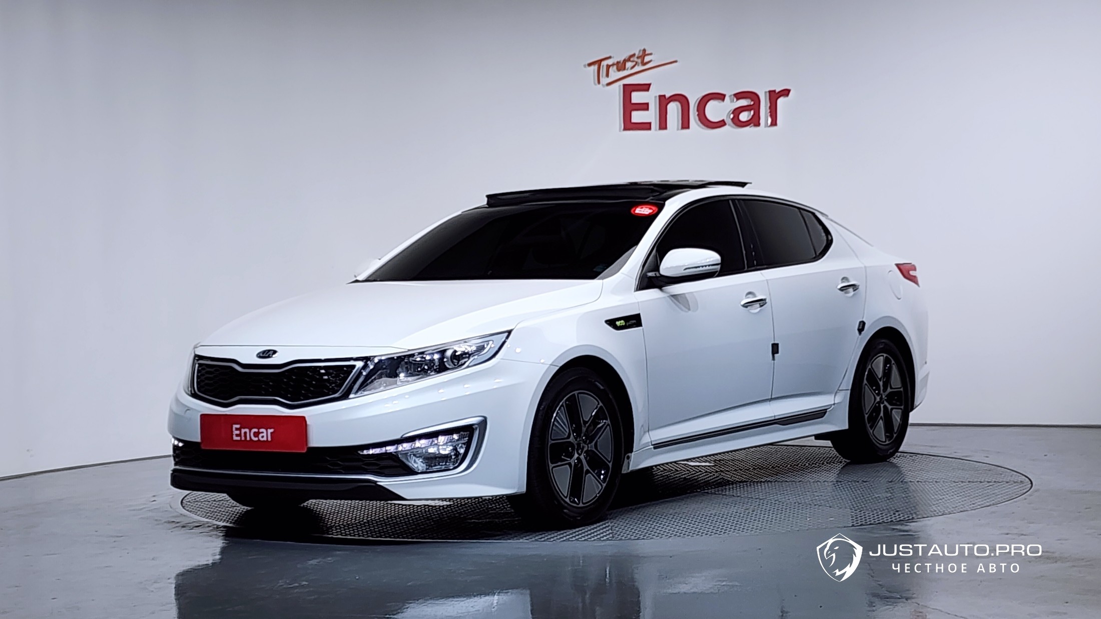 Автомобиль Kia K5