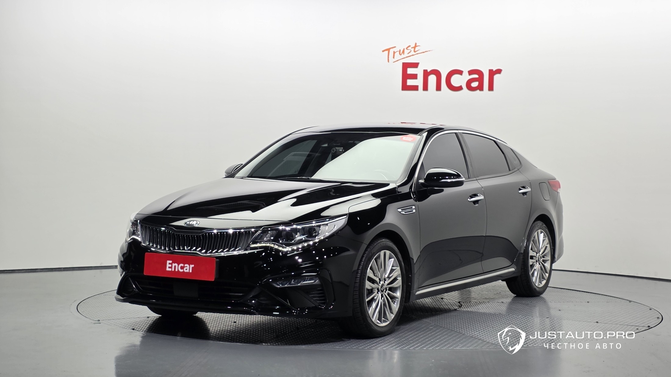 Автомобиль Kia K5