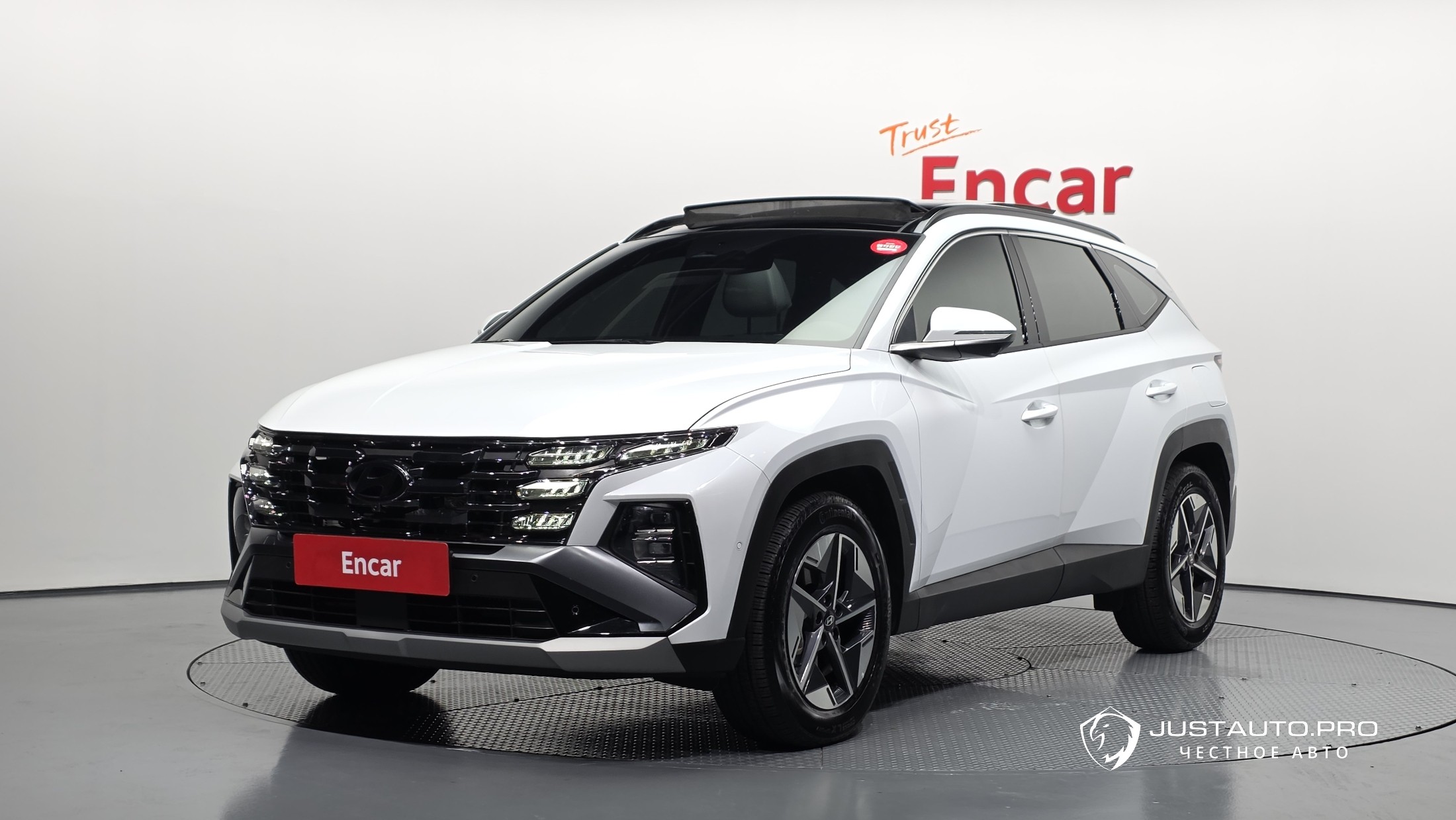 Автомобиль Hyundai Tucson