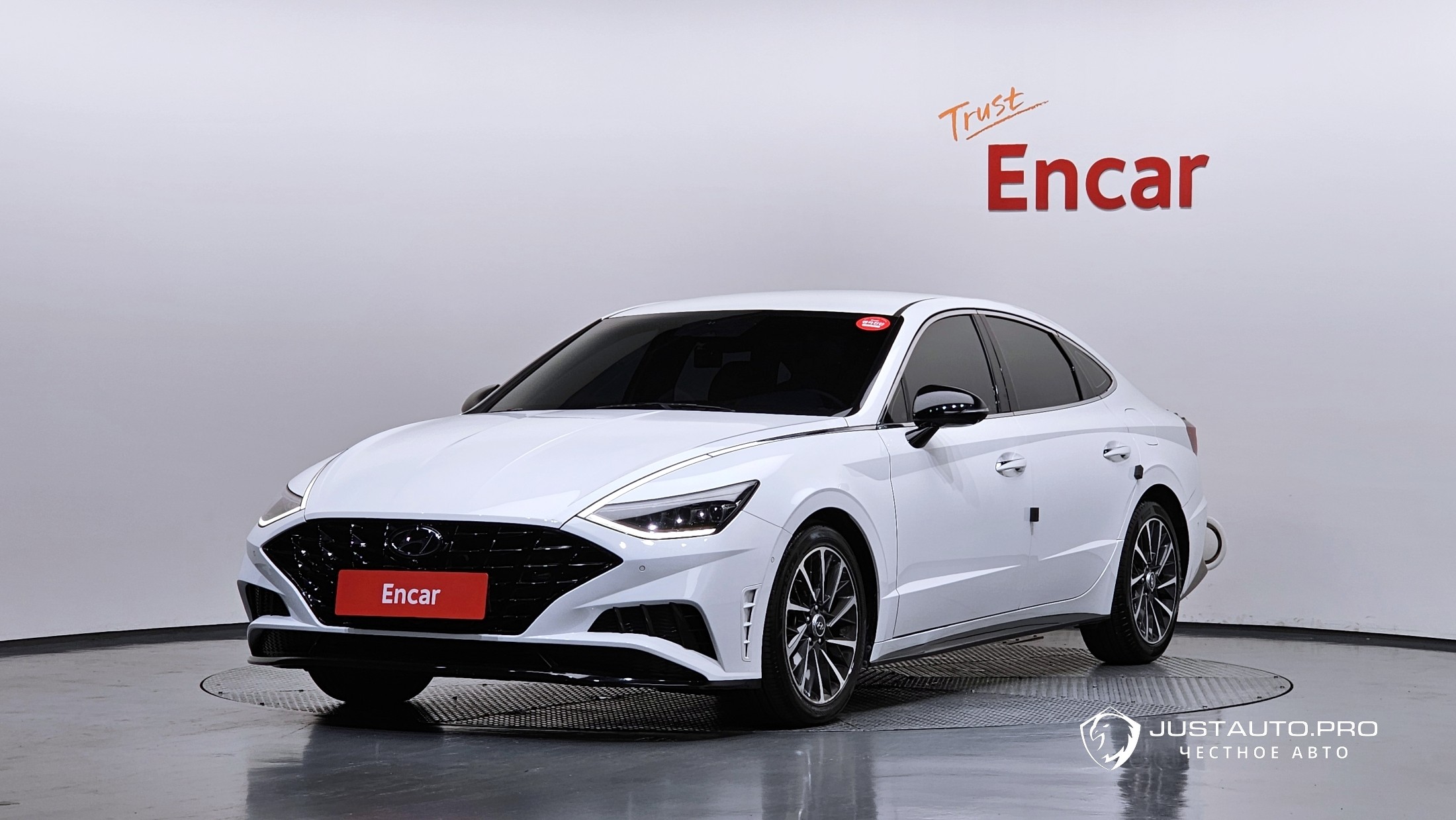 Автомобиль Hyundai Sonata