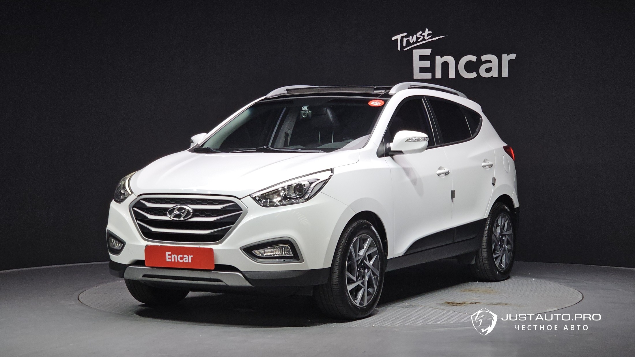 Автомобиль Hyundai Tucson